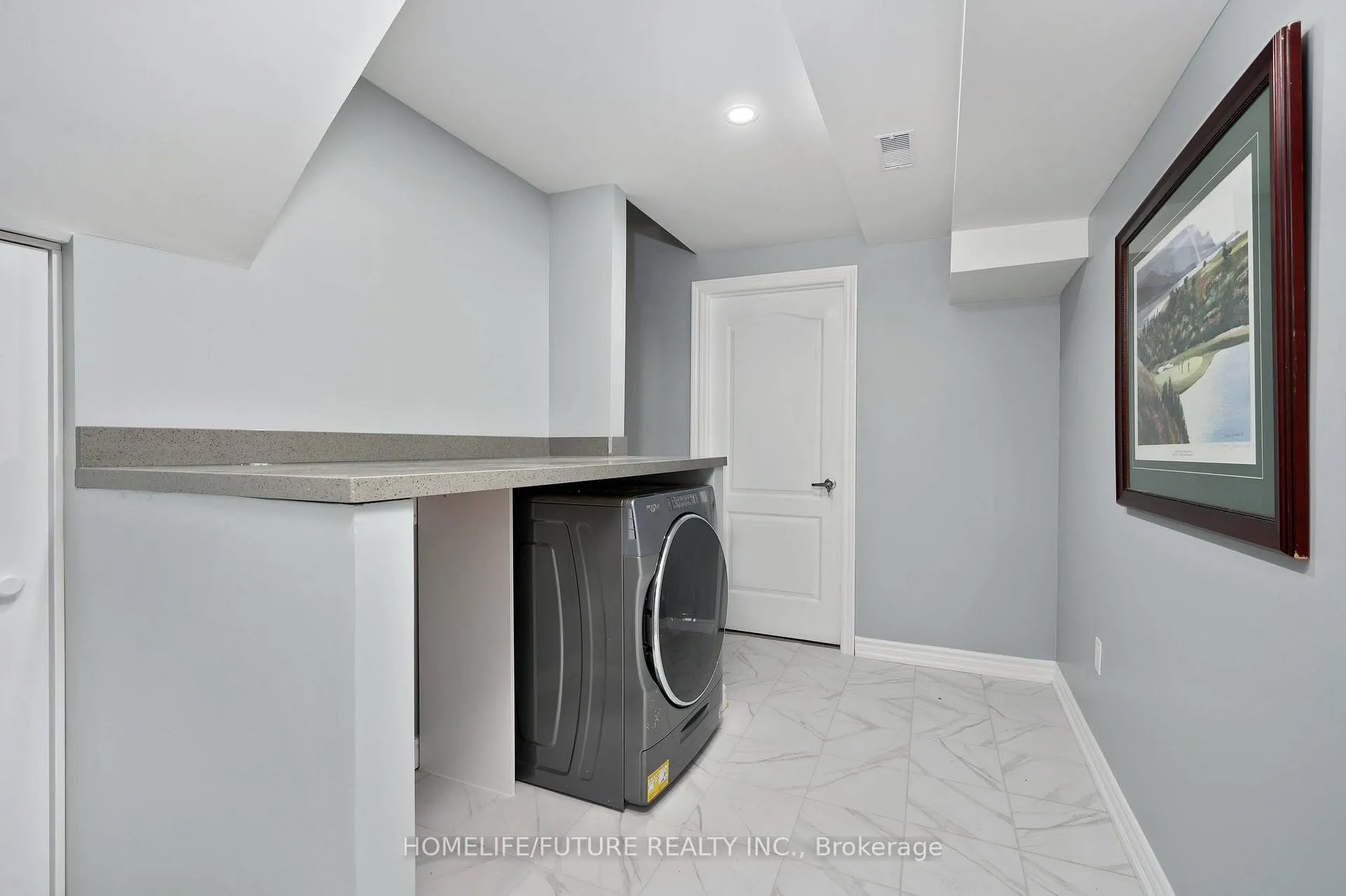 Photo 19 of Unit (Bsmt), 400 Grand Trunk Avenue, Vaughan, Patterson — HOMEH