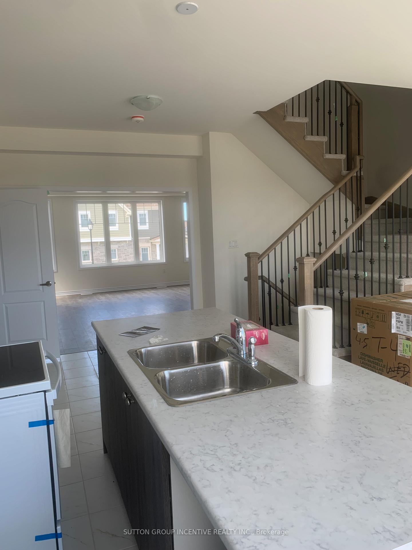 Photo 6 of 76 Sandhill Crane Drive, Wasaga Beach — HOMEH