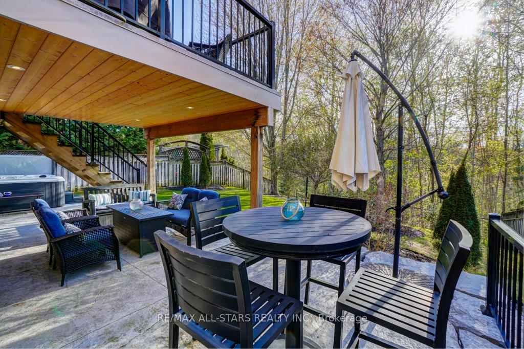 Photo 41 of 64 Button Crescent, Uxbridge — HOMEH