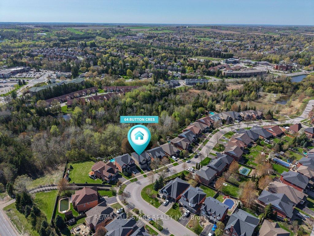 Photo 50 of 64 Button Crescent, Uxbridge — HOMEH