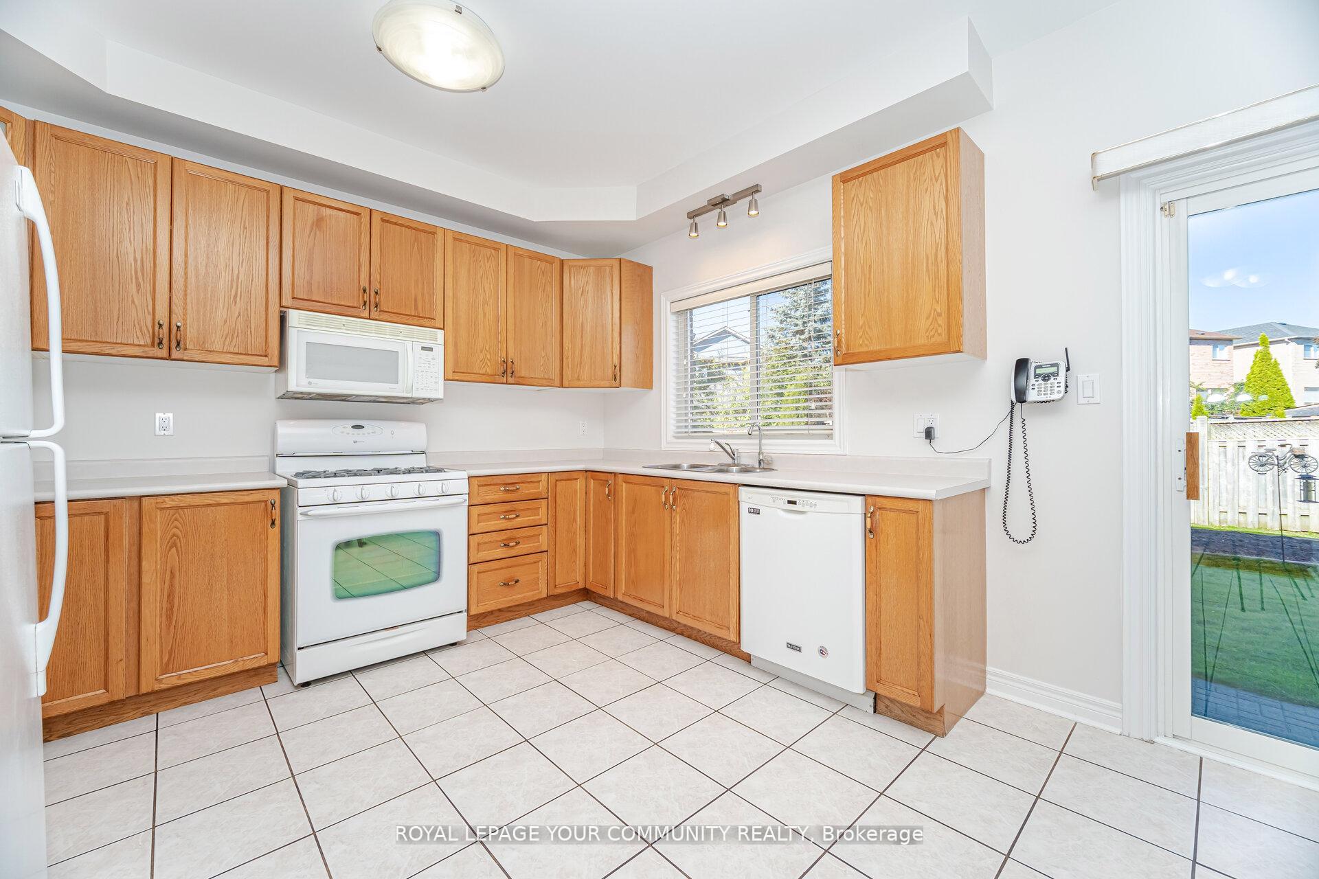 Photo 14 of 264 America Avenue, Vaughan, Vellore Village — HOMEH