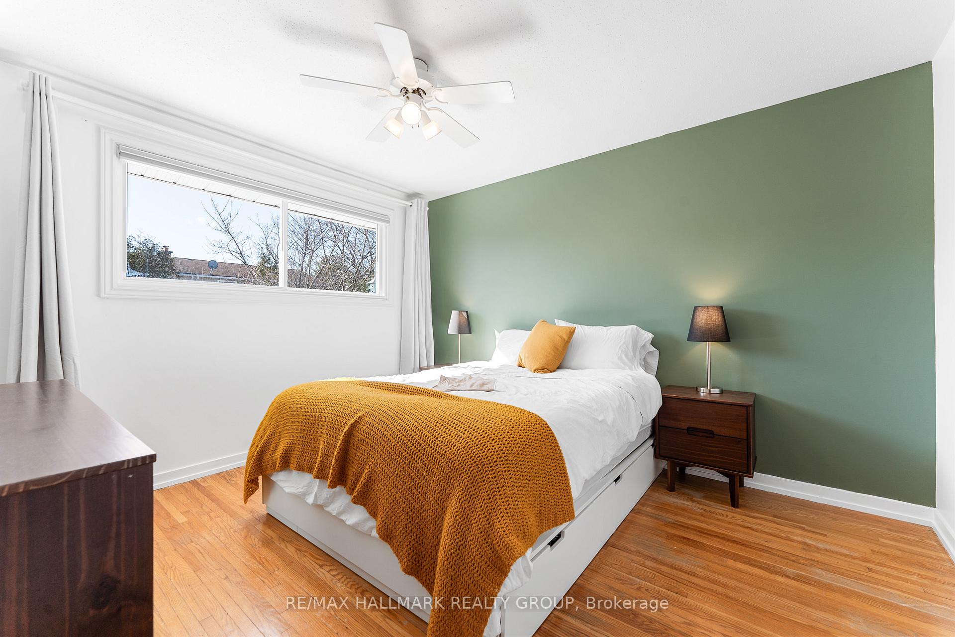 Photo 20 of 1834 Cloverlawn Crescent, Ottawa, Beacon Hill South — HOMEH