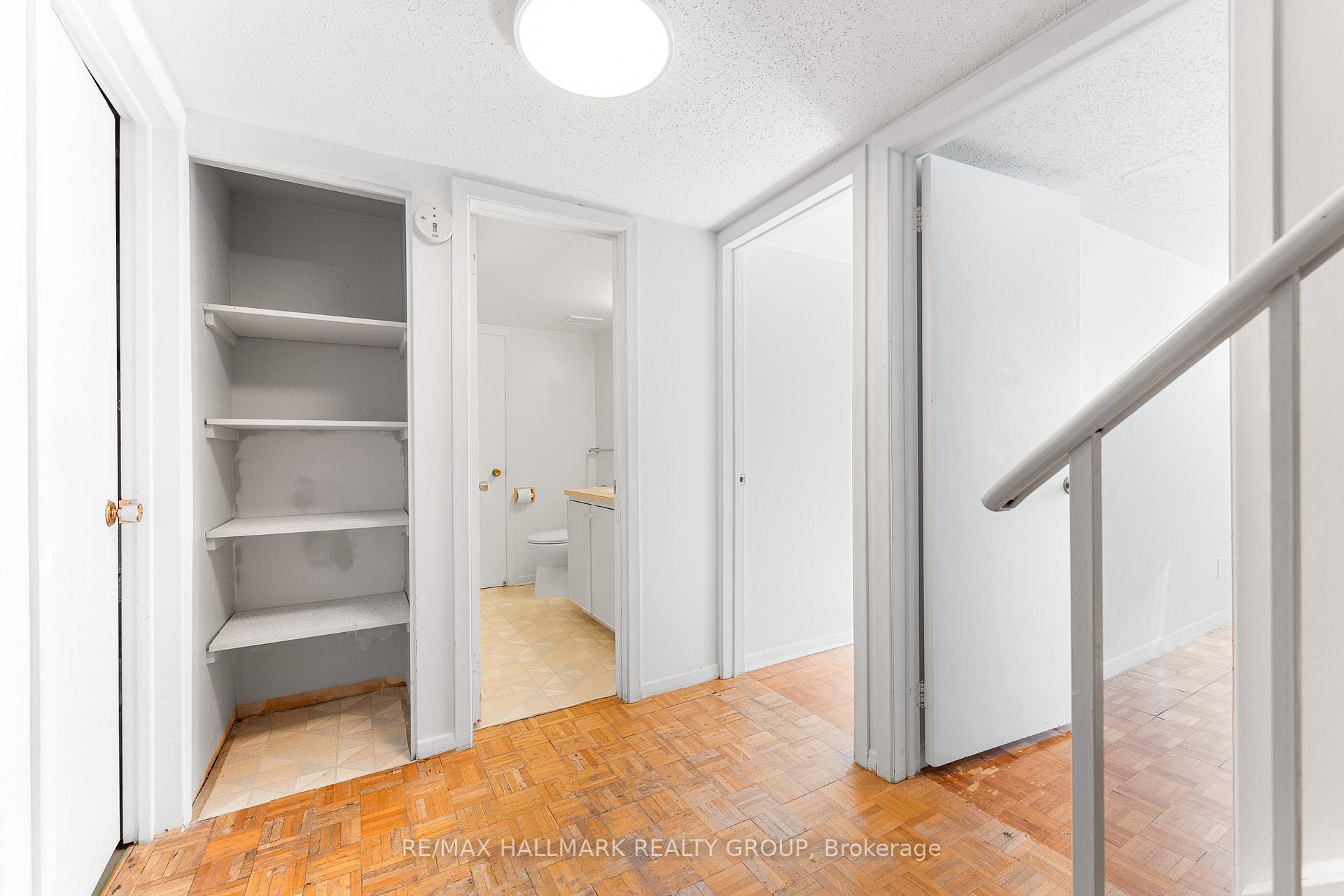 Photo 31 of 1834 Cloverlawn Crescent, Ottawa, Beacon Hill South — HOMEH