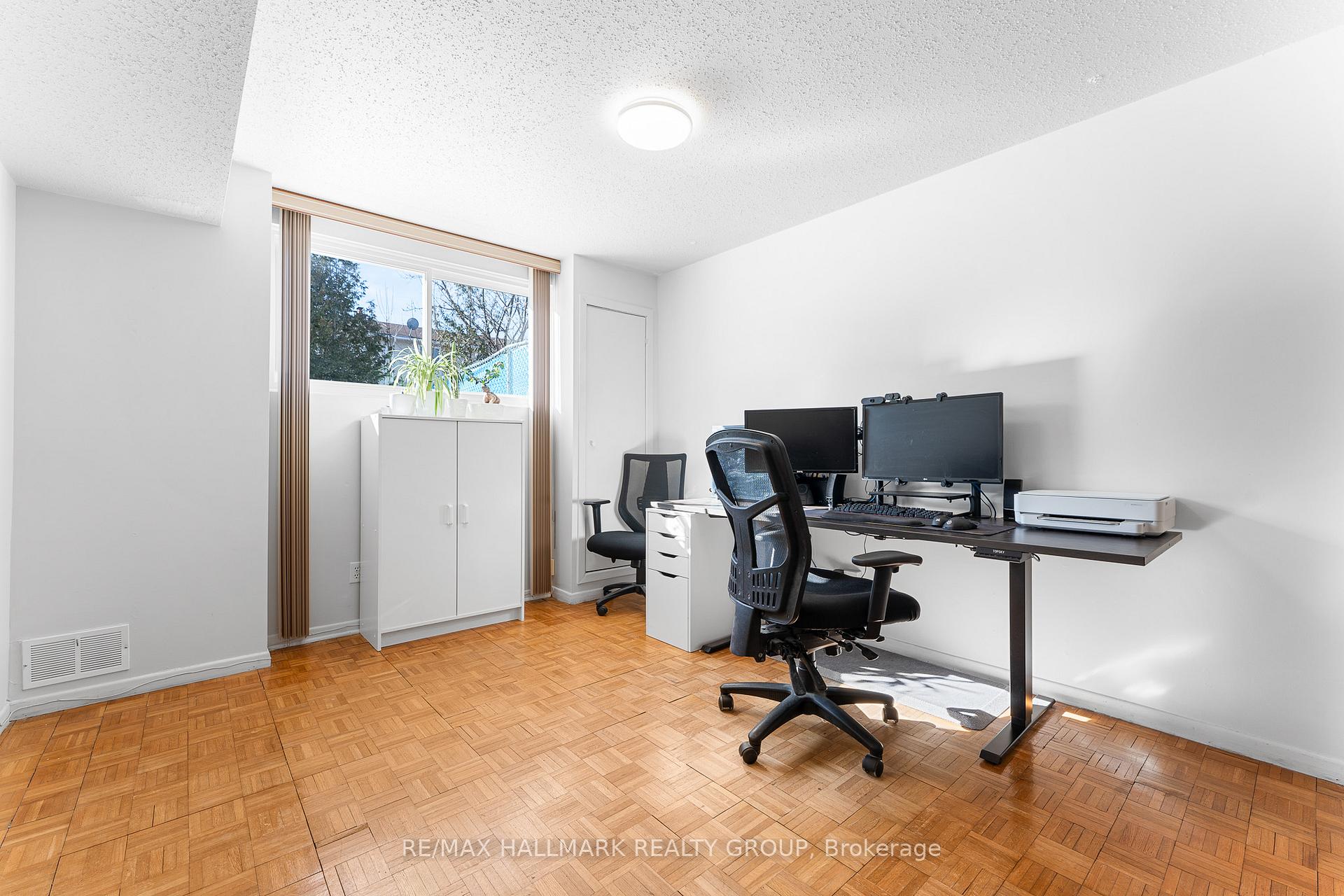Photo 28 of 1834 Cloverlawn Crescent, Ottawa, Beacon Hill South — HOMEH