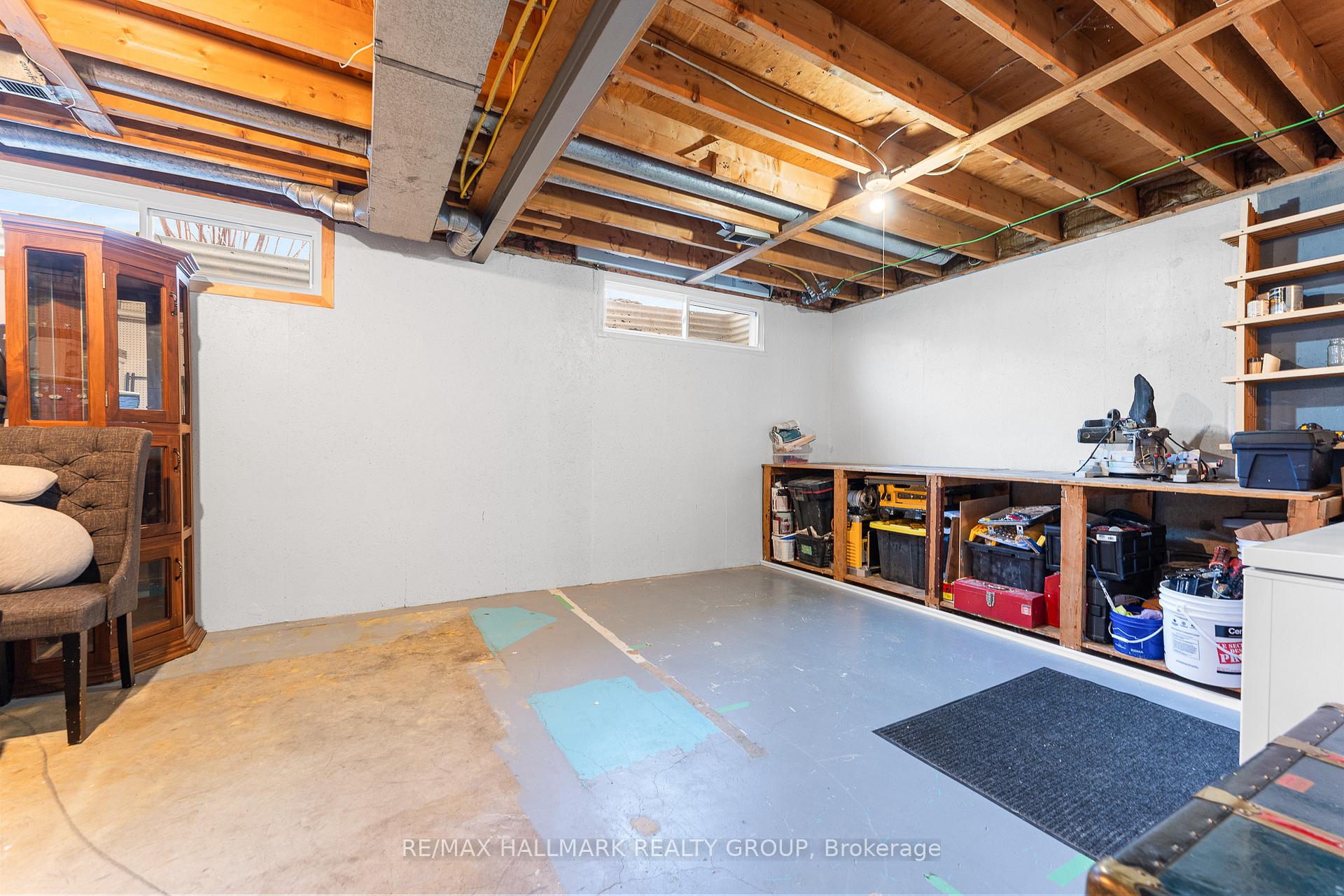 Photo 32 of 1834 Cloverlawn Crescent, Ottawa, Beacon Hill South — HOMEH