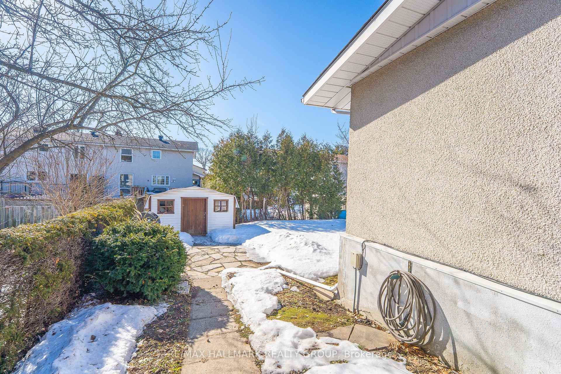 Photo 36 of 1834 Cloverlawn Crescent, Ottawa, Beacon Hill South — HOMEH