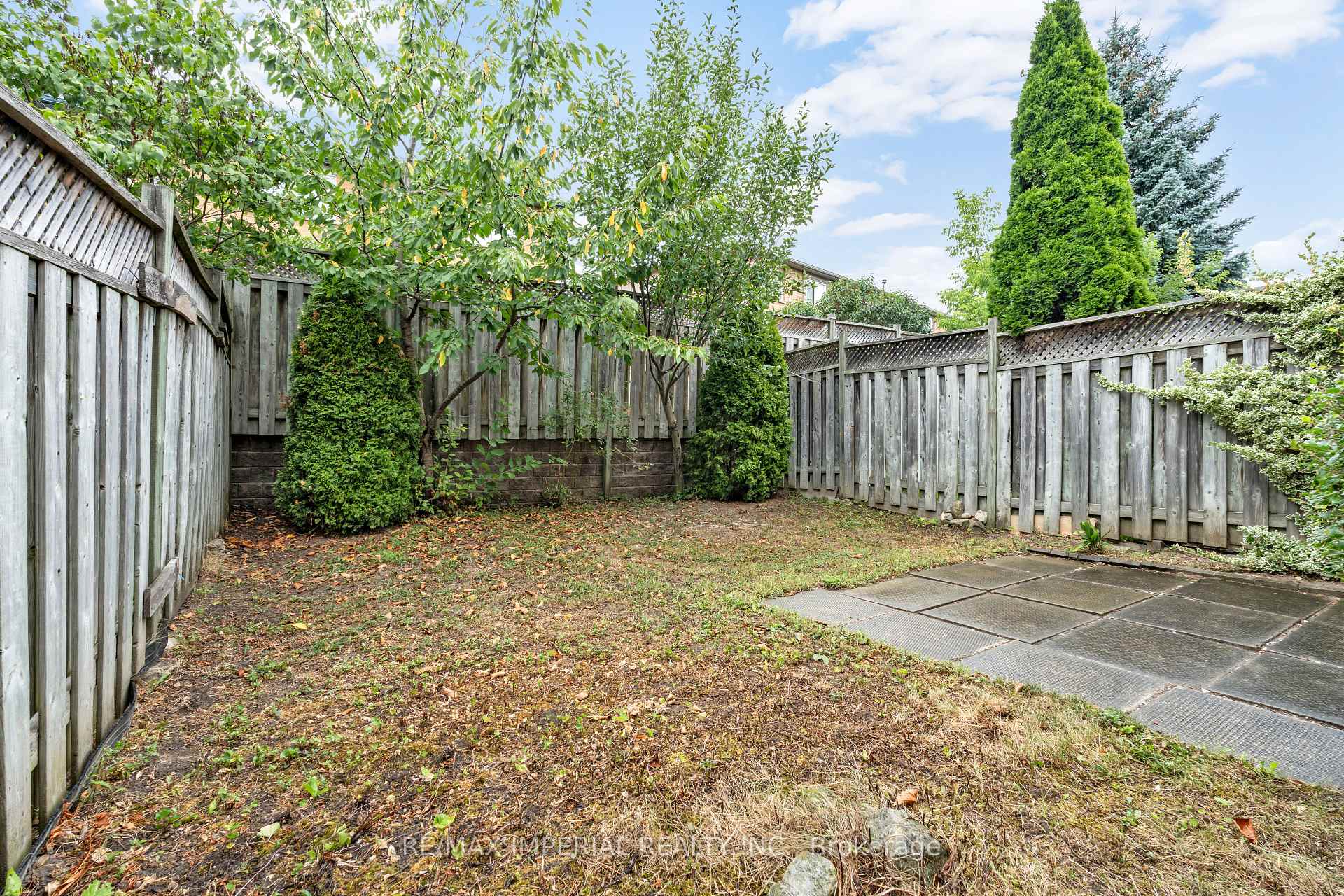 Photo 36 of 99 Islay Crescent, Vaughan, Maple — HOMEH
