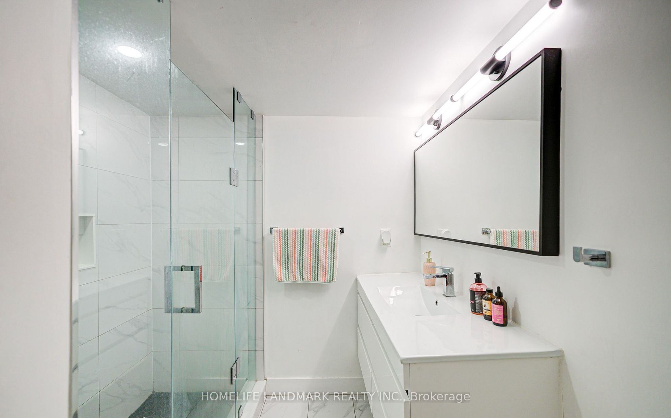 Photo 22 of Unit Basement Apt, 246 Euclid Avenue, Toronto, Trinity-Bellwoods — HOMEH