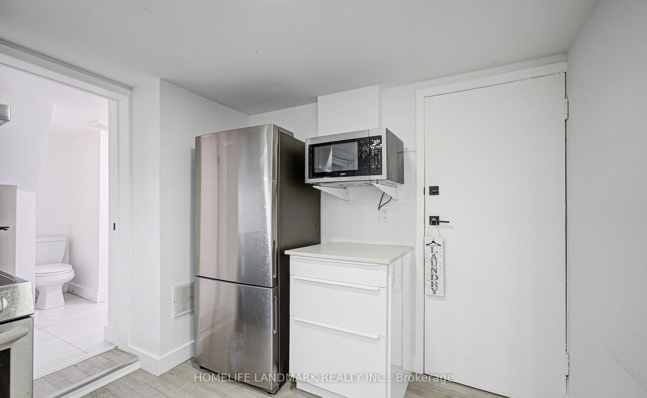 Photo 20 of Unit Basement Apt, 246 Euclid Avenue, Toronto, Trinity-Bellwoods — HOMEH