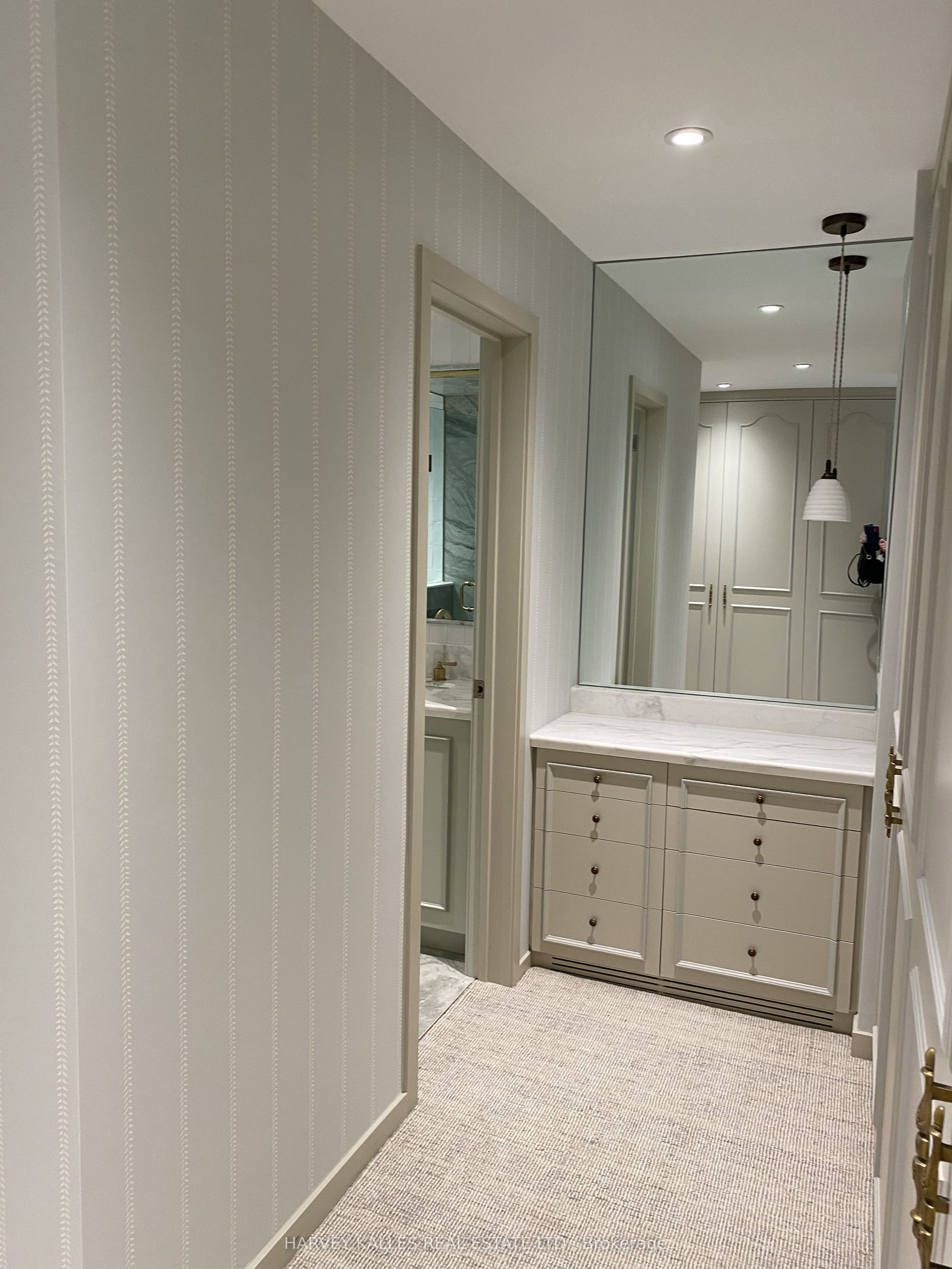 Photo 48 of Unit 201, 2600 Bathurst Street, Toronto, Englemount-Lawrence — HOMEH