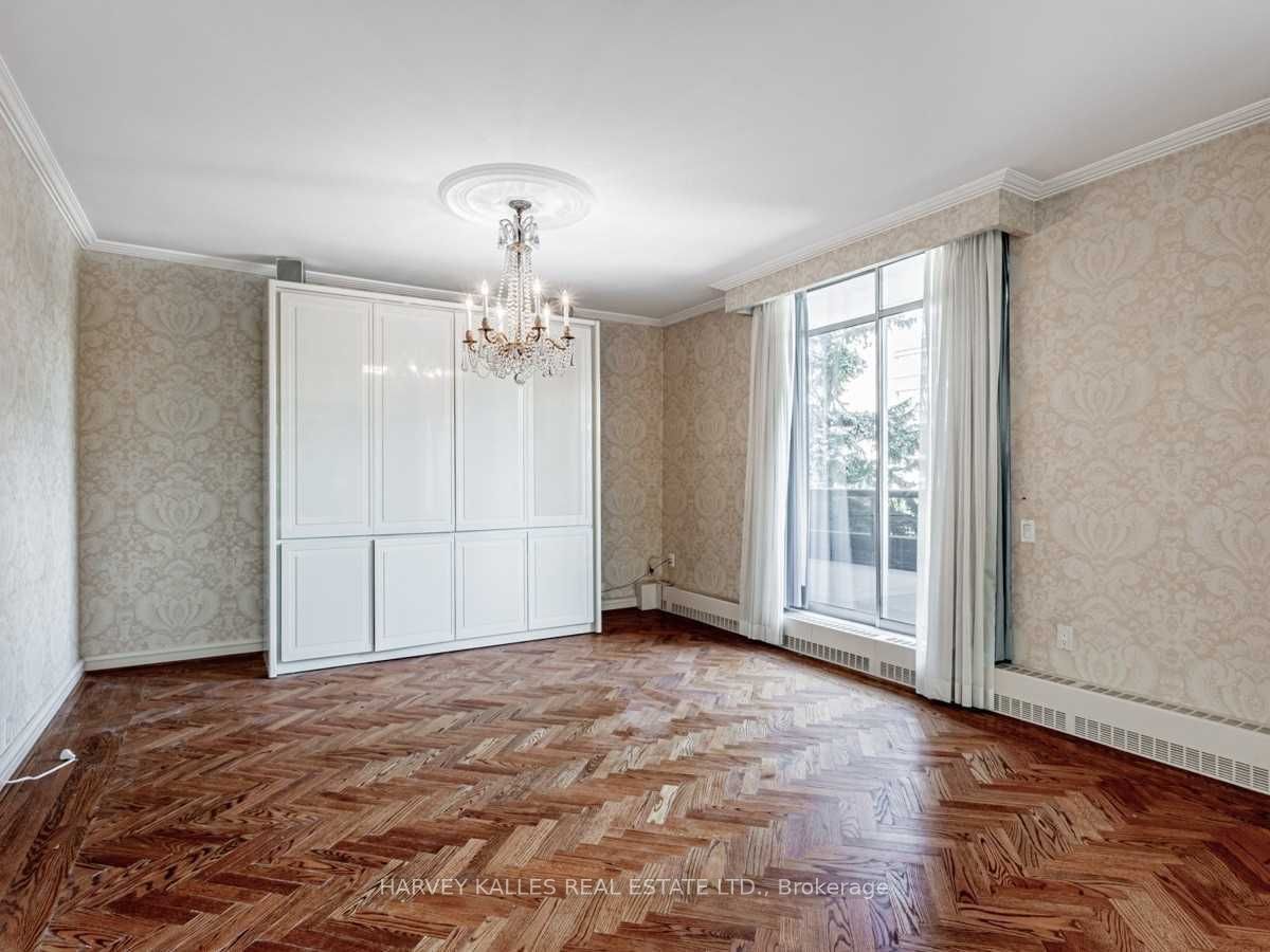 Photo 36 of Unit 201, 2600 Bathurst Street, Toronto, Englemount-Lawrence — HOMEH