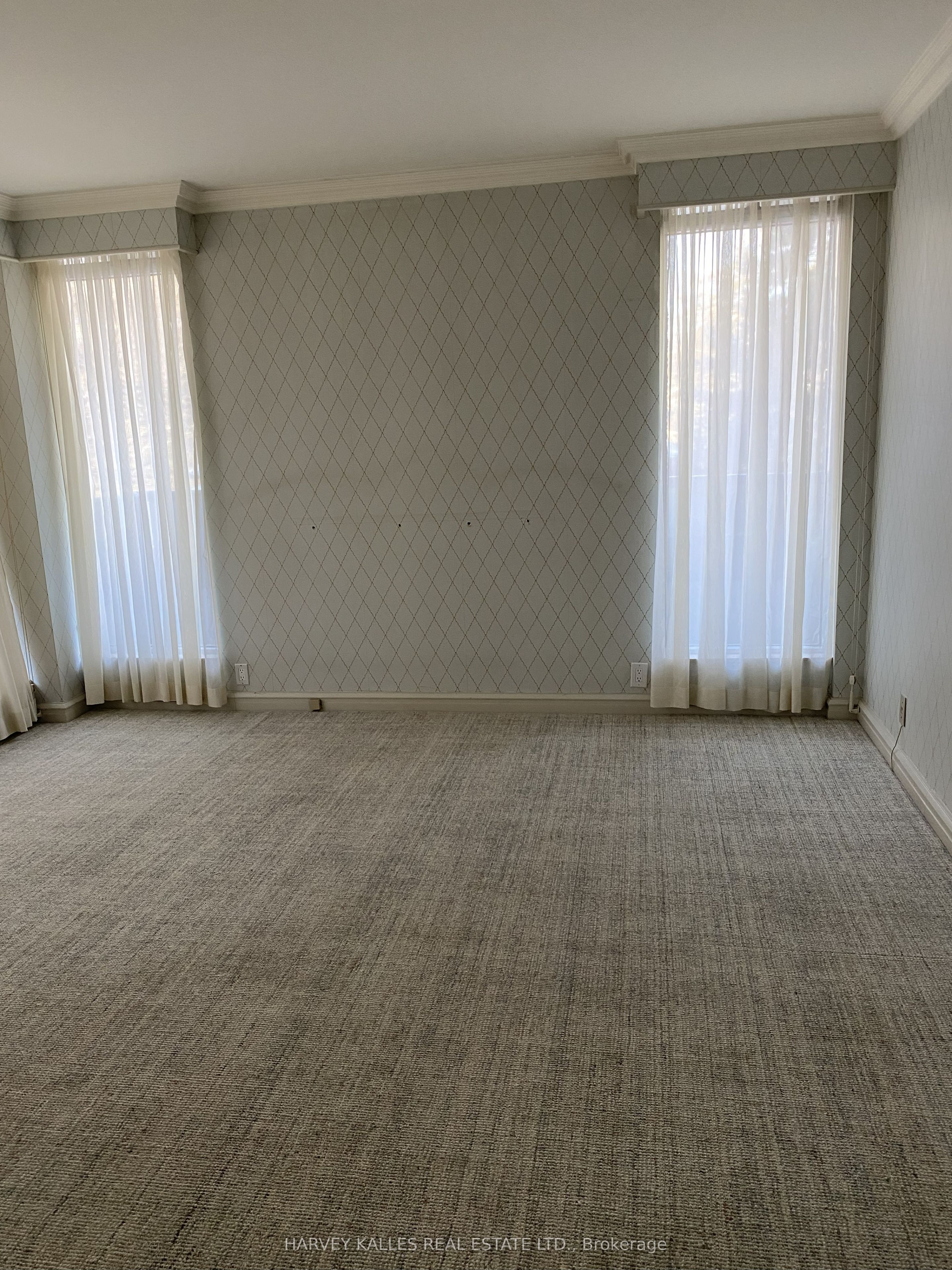 Photo 46 of Unit 201, 2600 Bathurst Street, Toronto, Englemount-Lawrence — HOMEH