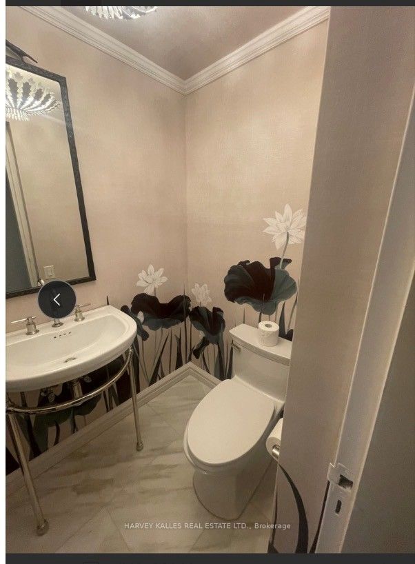 Photo 54 of Unit 201, 2600 Bathurst Street, Toronto, Englemount-Lawrence — HOMEH