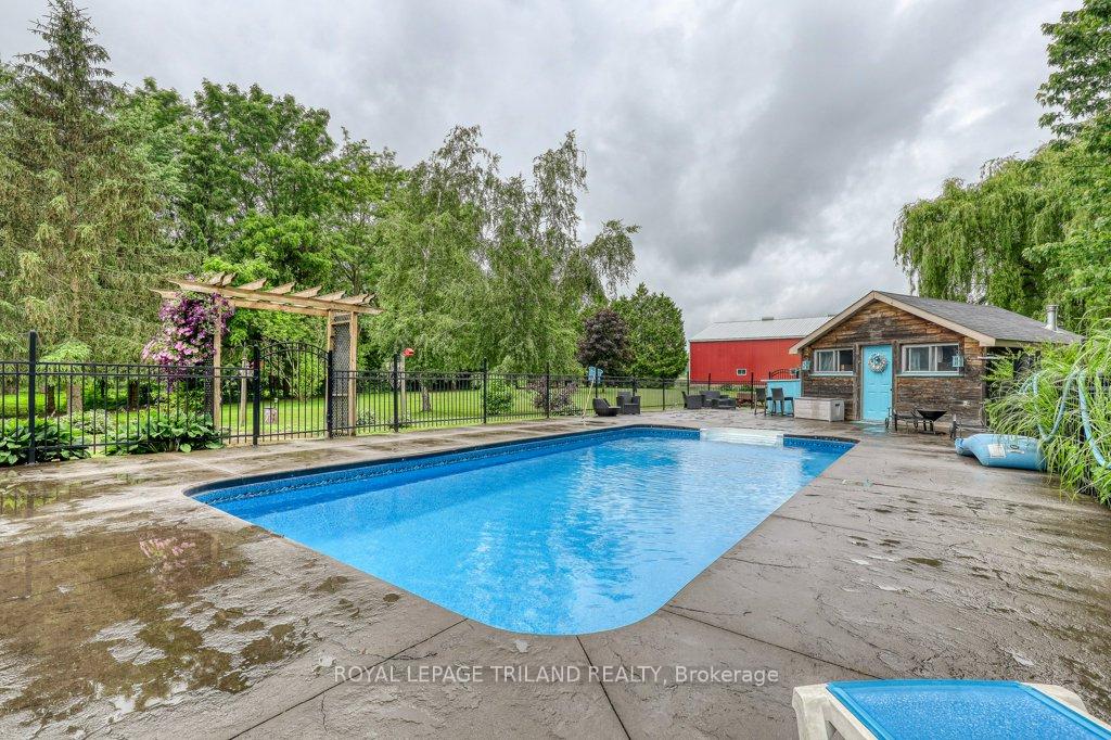 Photo 6 of 24920 Marsh Line, West Elgin, Rural West Elgin — HOMEH
