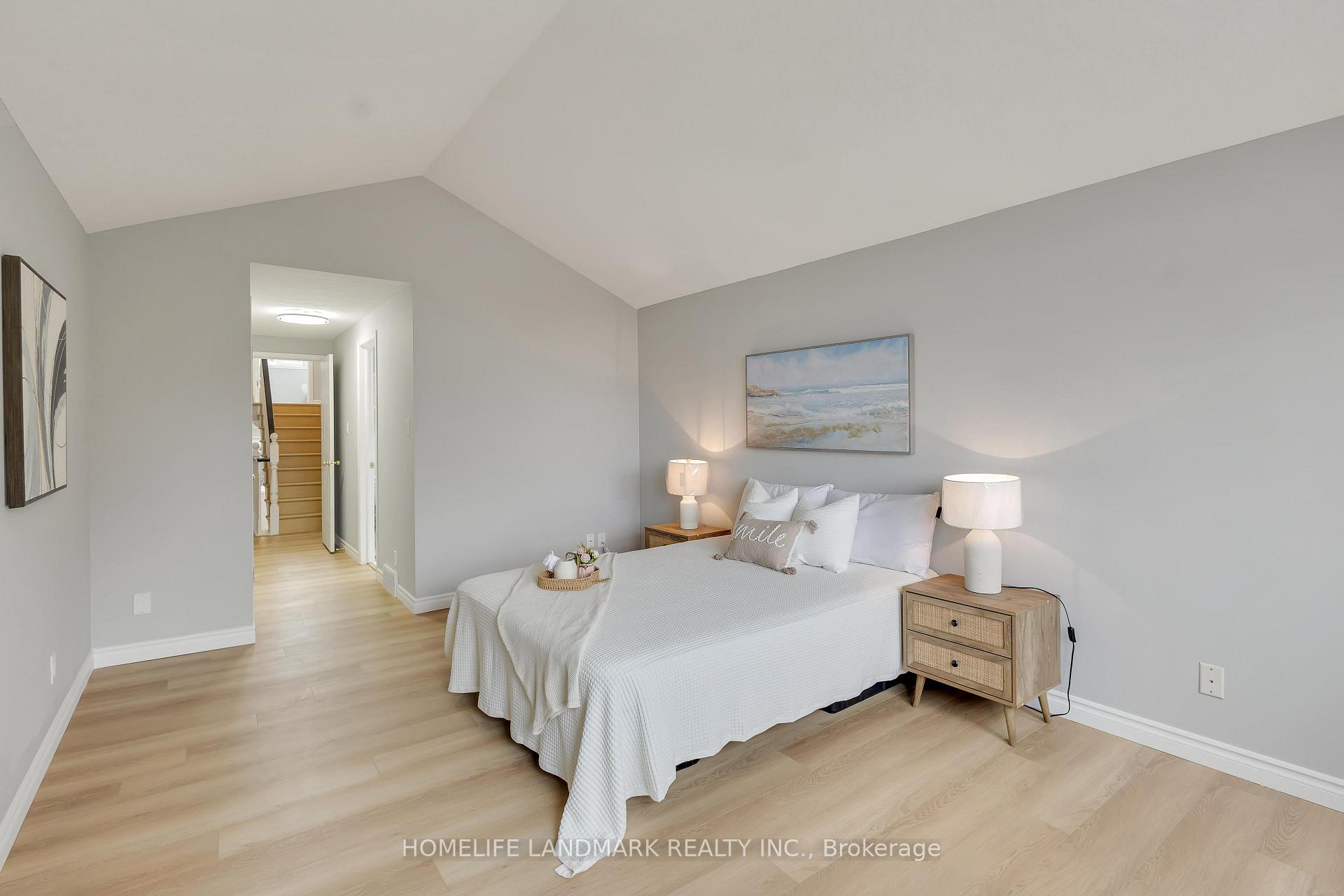 Photo 19 of 451 Laurel Gate Drive, Waterloo — HOMEH
