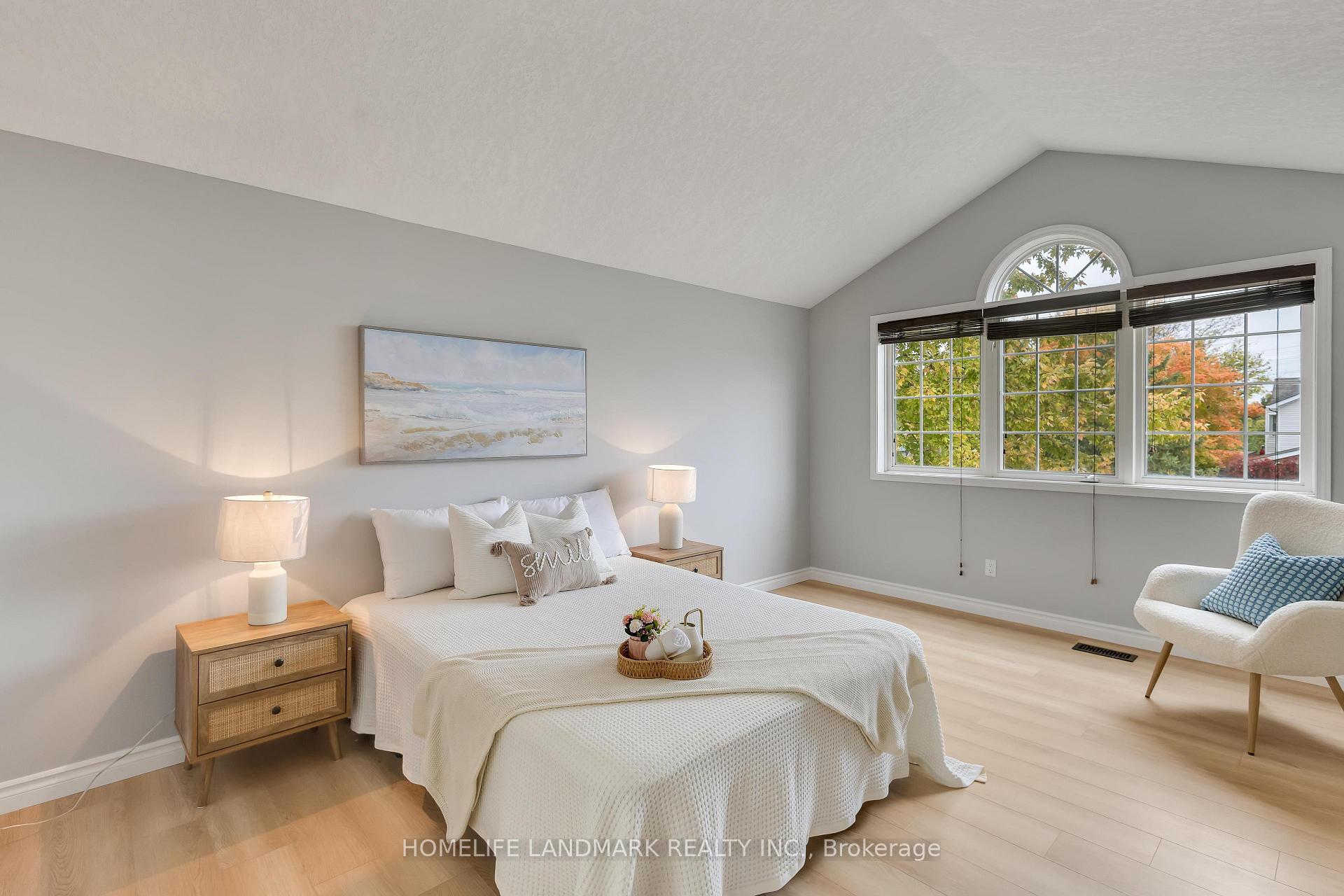 Photo 20 of 451 Laurel Gate Drive, Waterloo — HOMEH