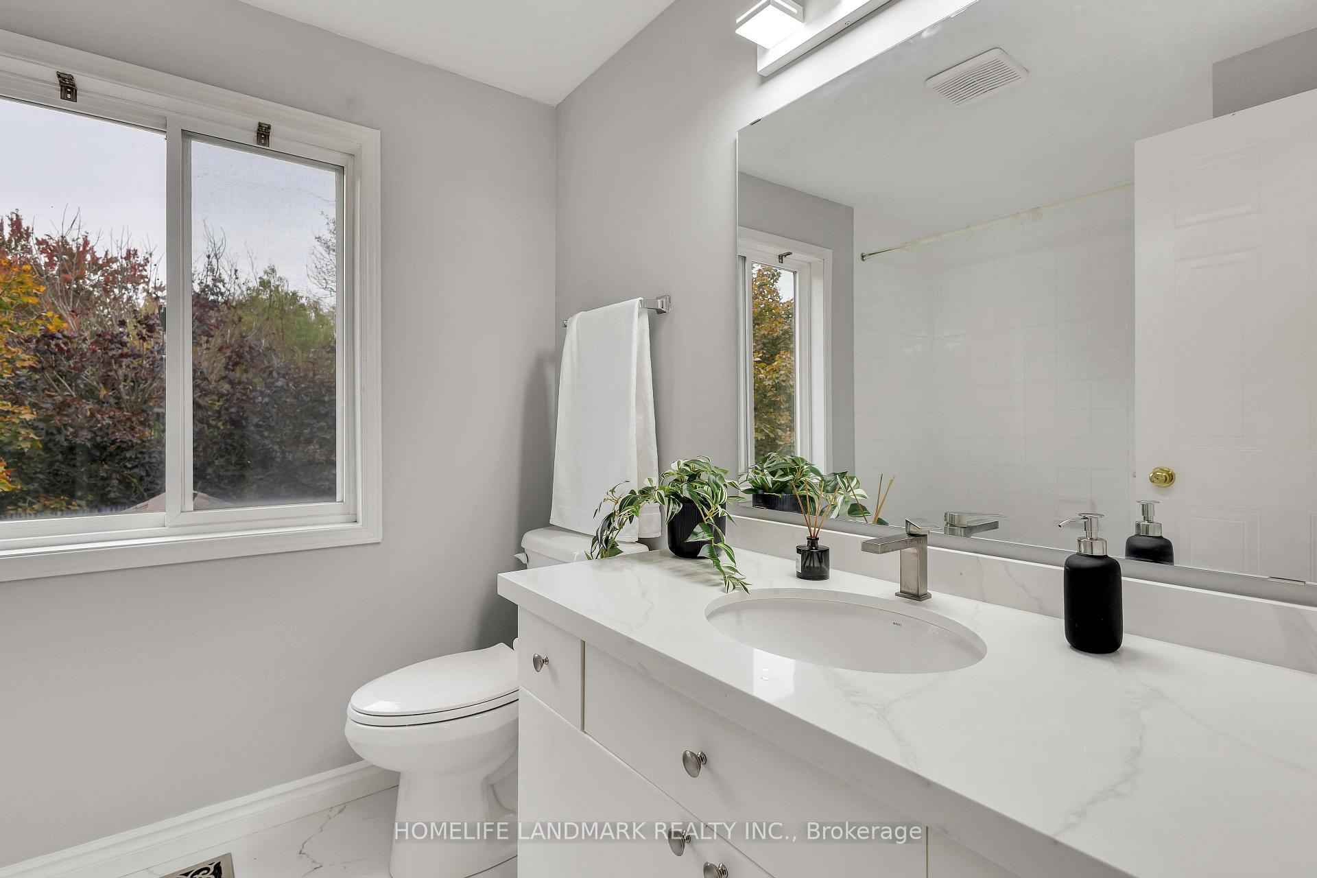 Photo 27 of 451 Laurel Gate Drive, Waterloo — HOMEH