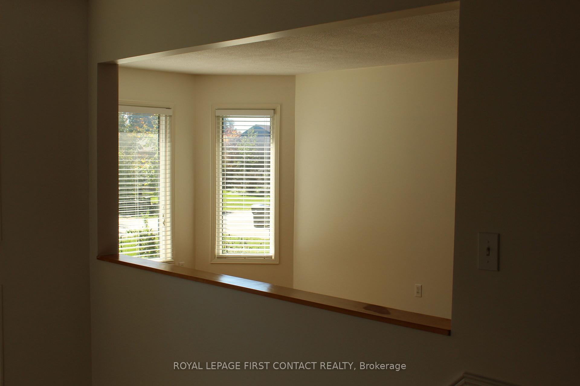 Photo 7 of 14 Fairway Crescent, Wasaga Beach — HOMEH