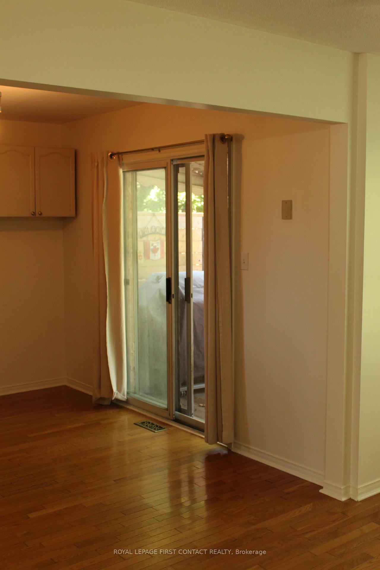 Photo 12 of 14 Fairway Crescent, Wasaga Beach — HOMEH