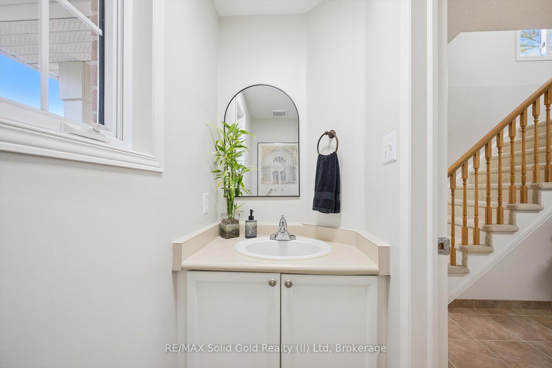 Photo 16 of 523 Exmoor Street, Waterloo — HOMEH