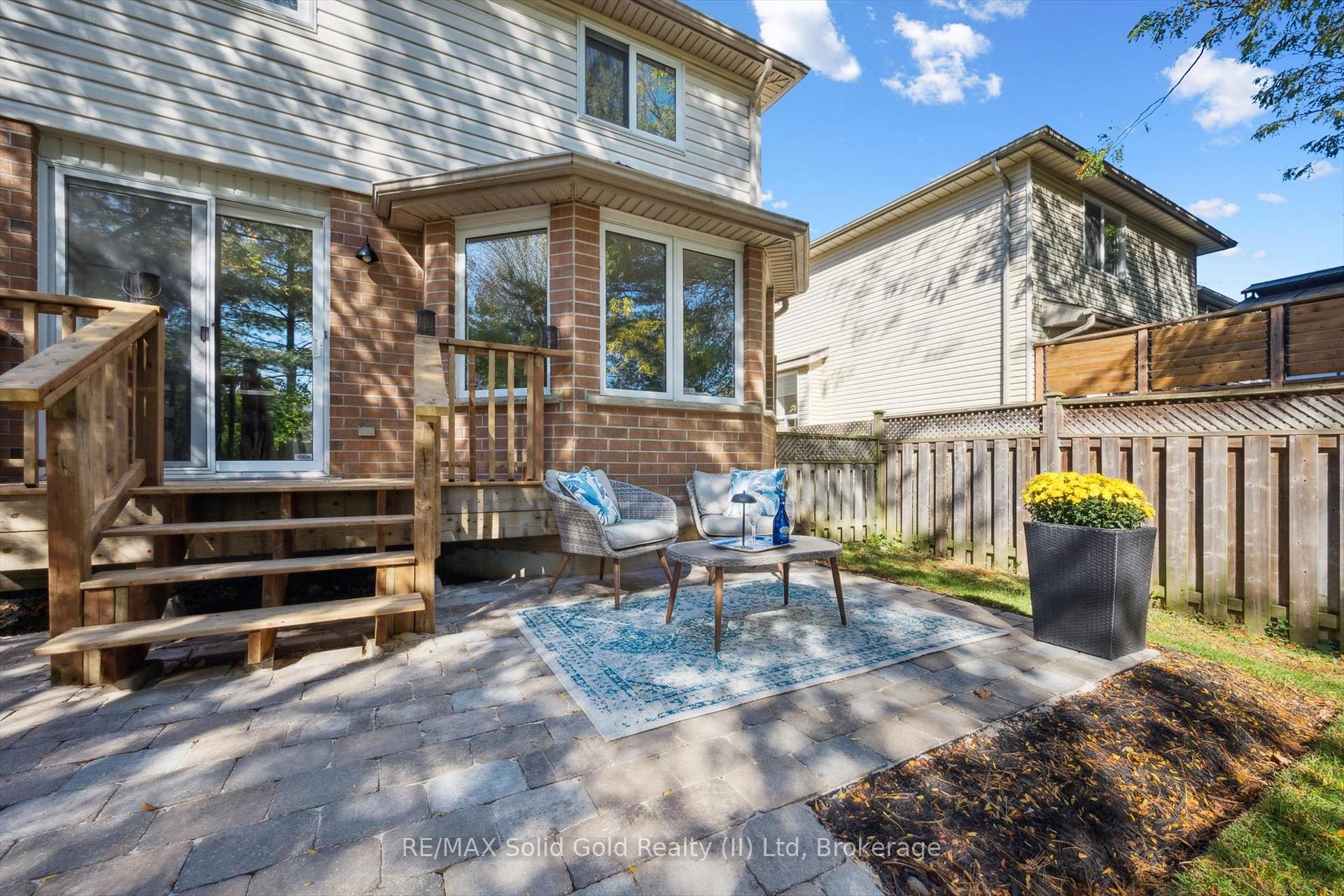 Photo 38 of 523 Exmoor Street, Waterloo — HOMEH