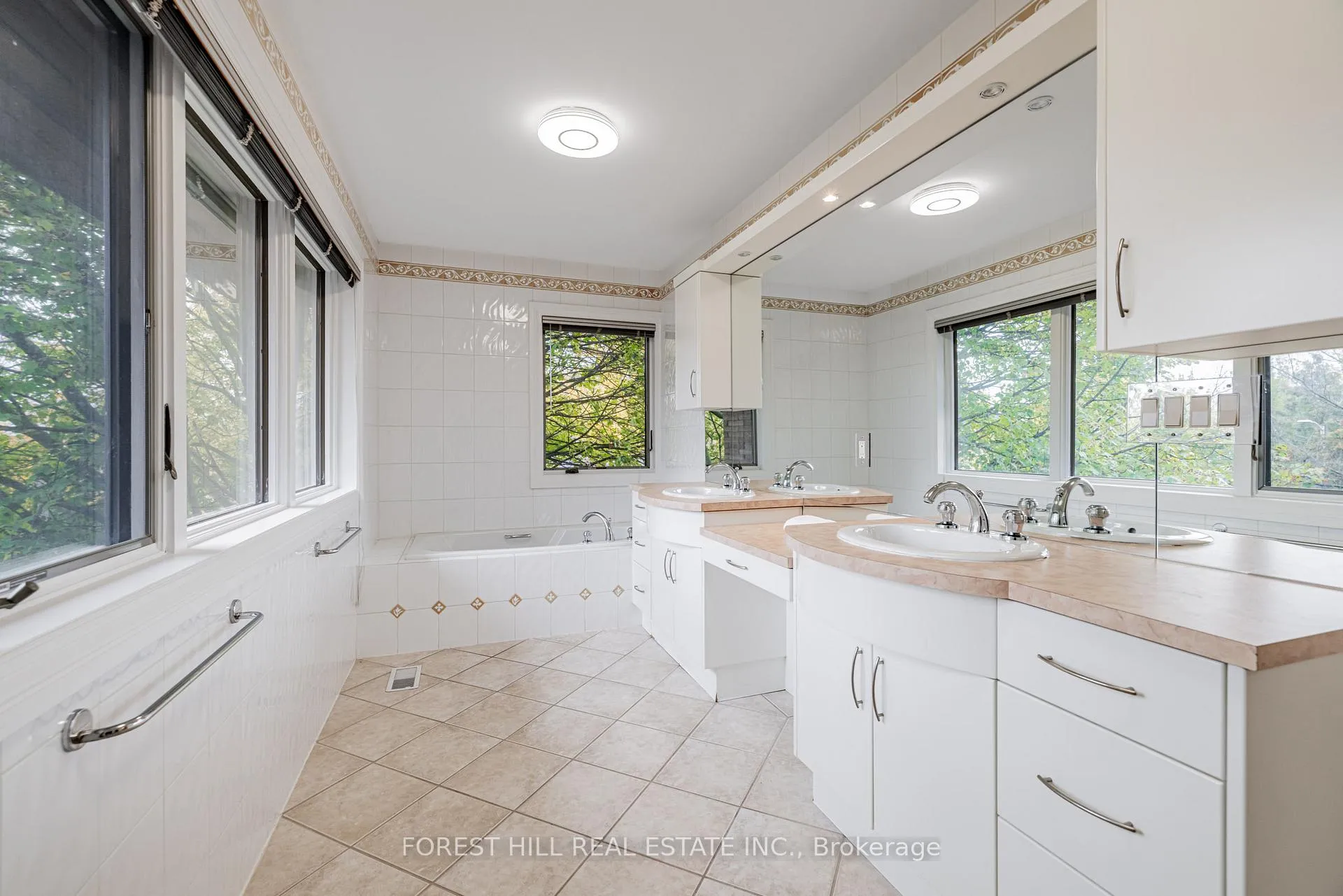 Photo 30 of 183 Arnold Avenue, Vaughan, Crestwood-Springfarm-Yorkhill — HOMEH