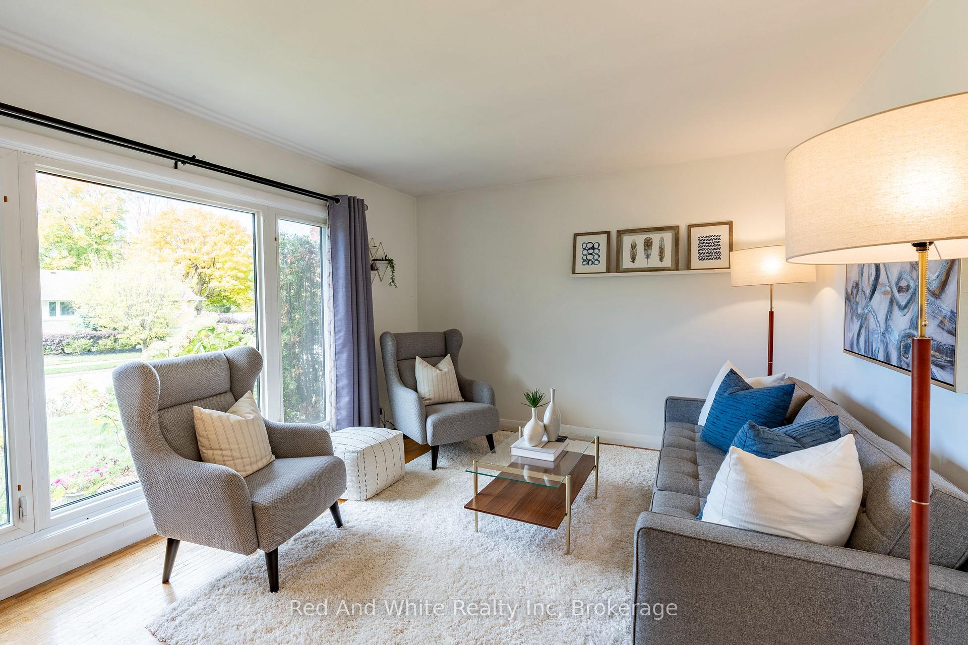 Photo 6 of 110 Ellis Crescent S, Waterloo — HOMEH