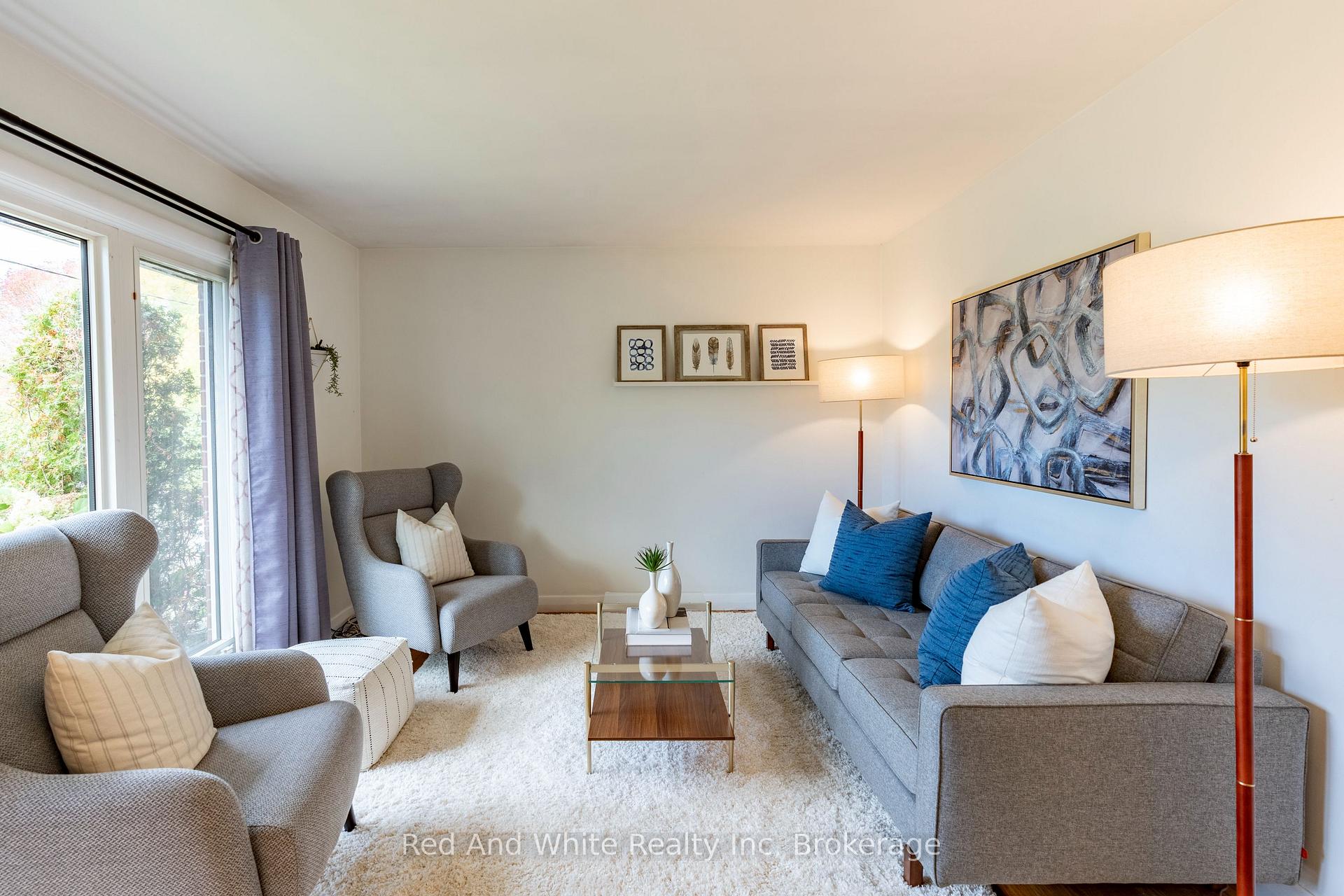Photo 7 of 110 Ellis Crescent S, Waterloo — HOMEH