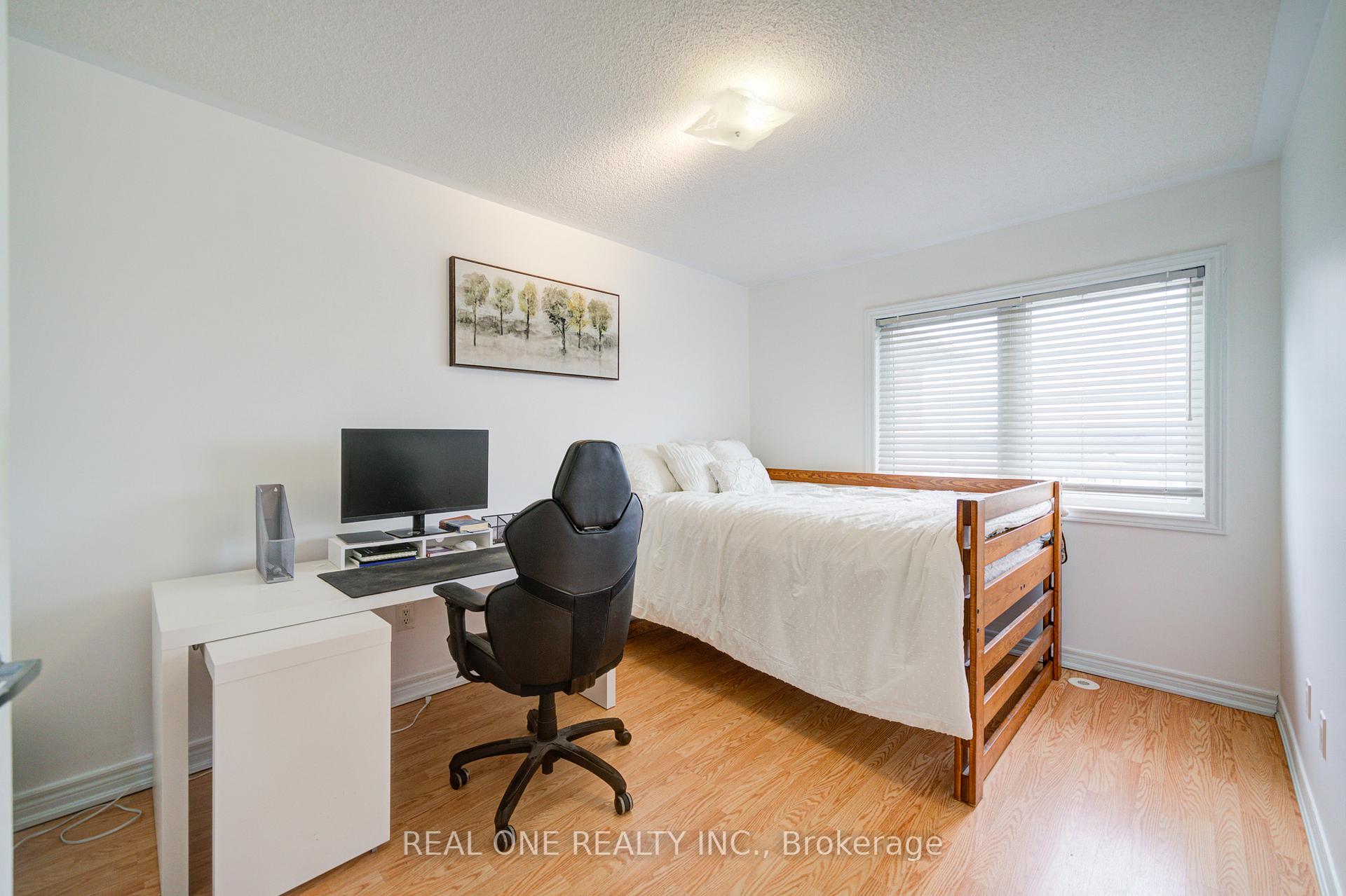 Photo 36 of 87 Zokol Drive, Aurora, Bayview Northeast — HOMEH