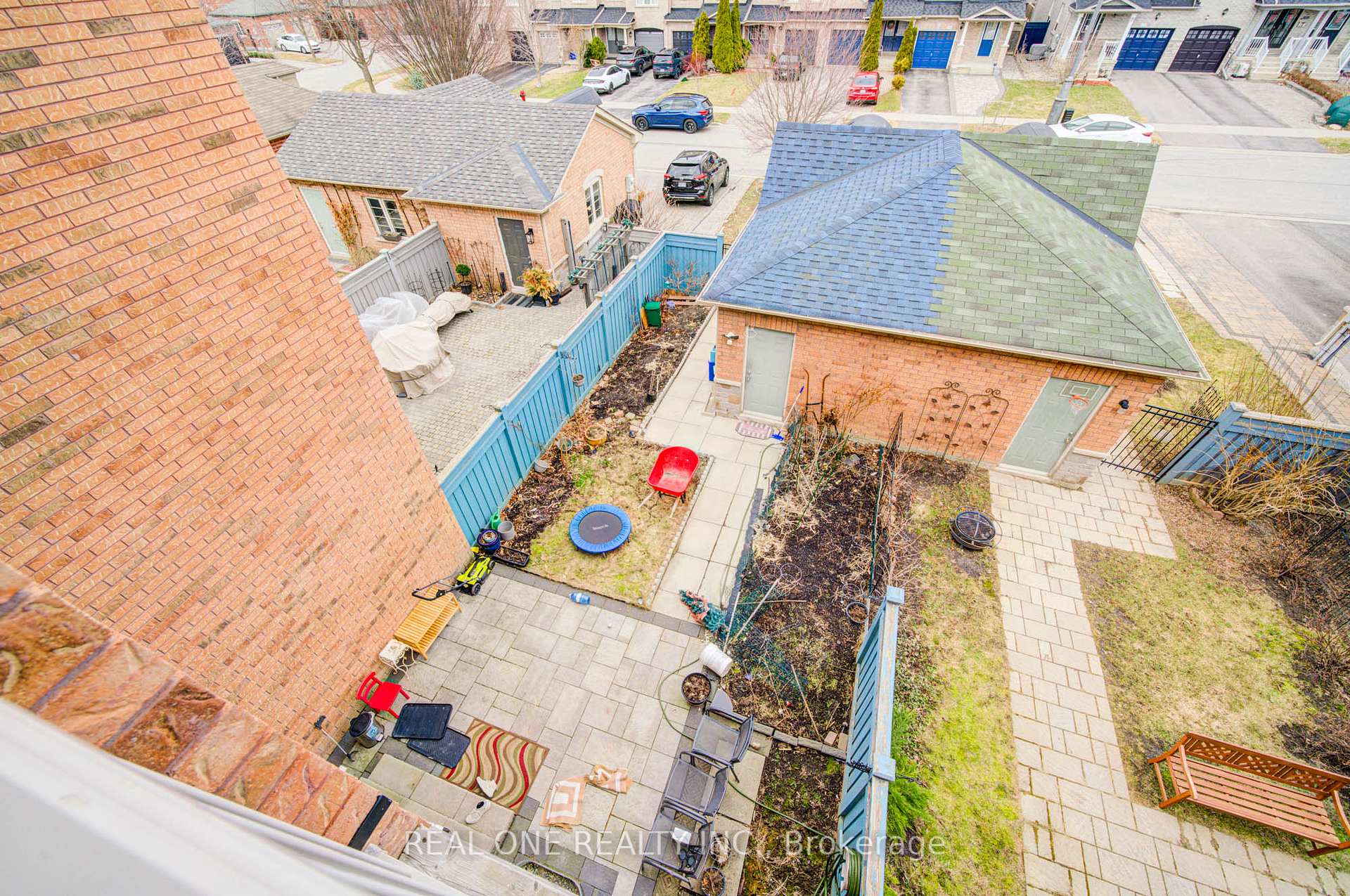 Photo 34 of 87 Zokol Drive, Aurora, Bayview Northeast — HOMEH