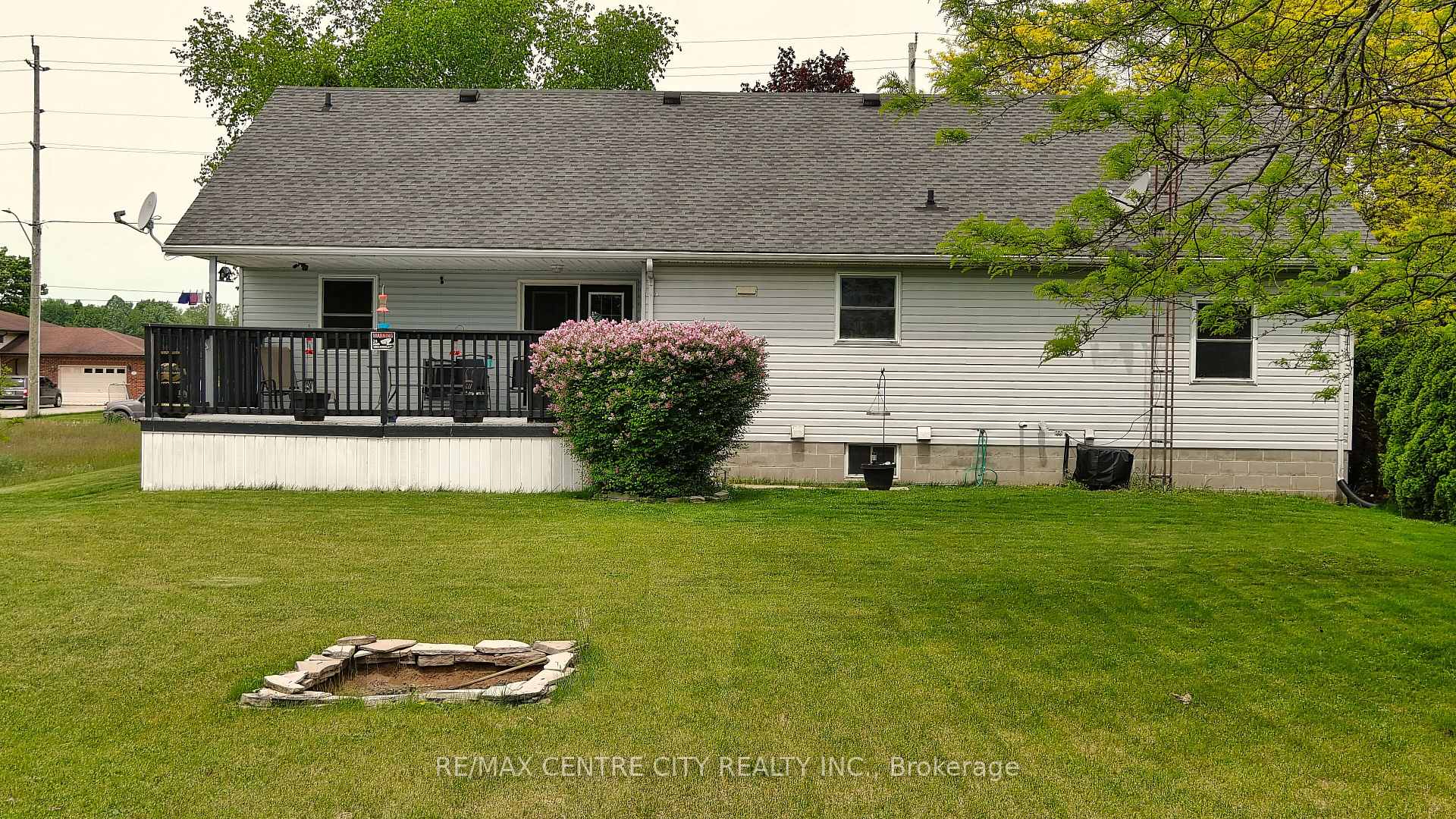 Photo 11 of 212 Queen Street, West Elgin, Rodney — HOMEH