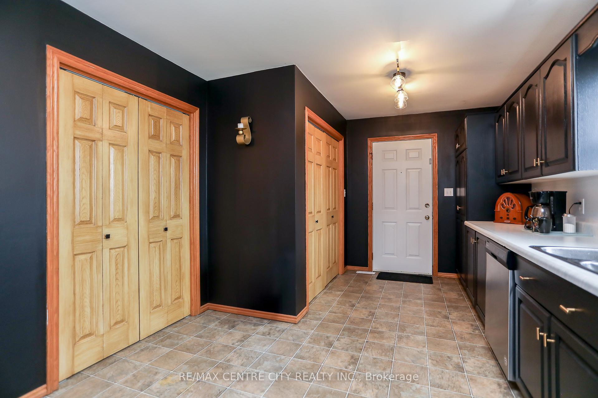 Photo 20 of 212 Queen Street, West Elgin, Rodney — HOMEH