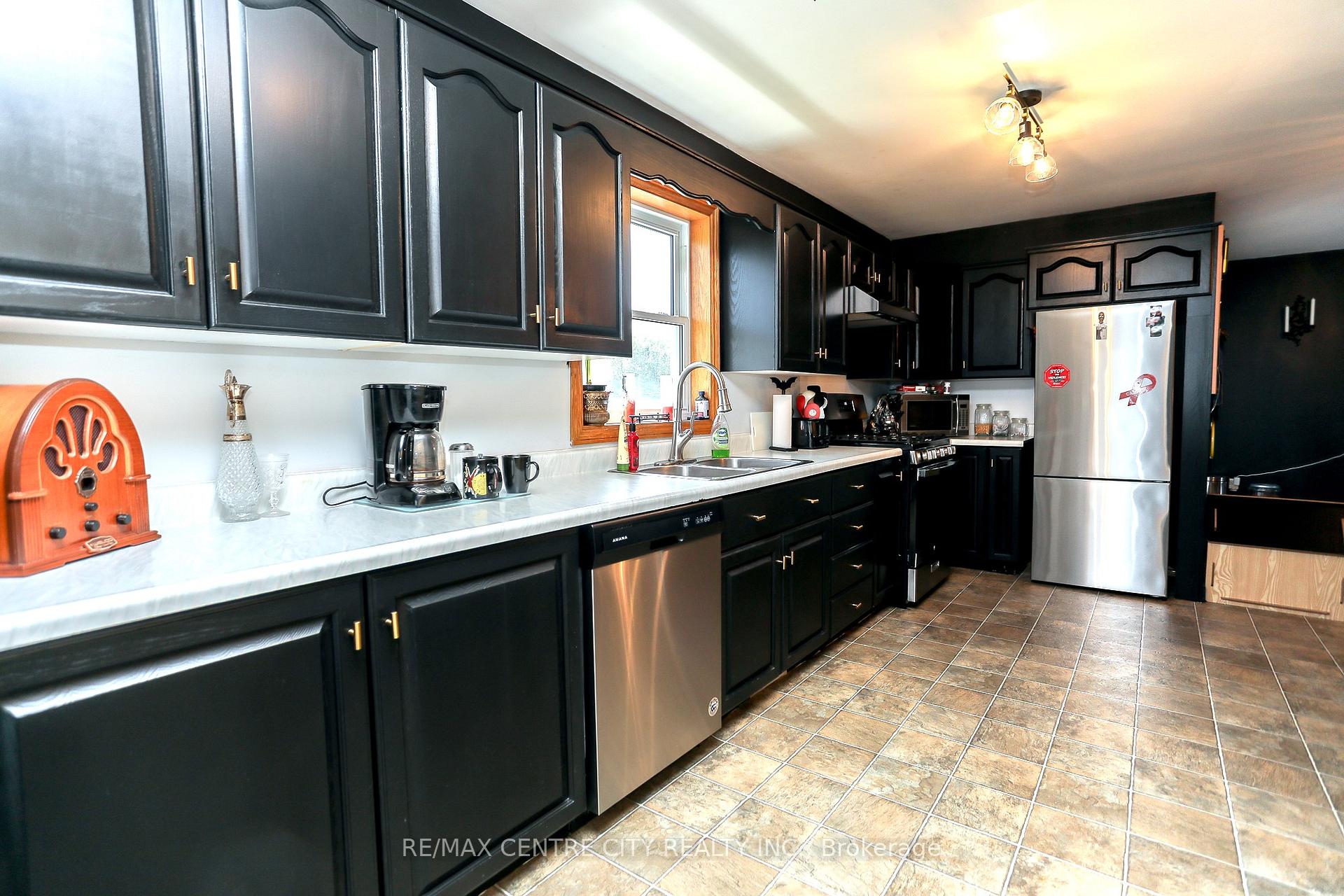 Photo 22 of 212 Queen Street, West Elgin, Rodney — HOMEH