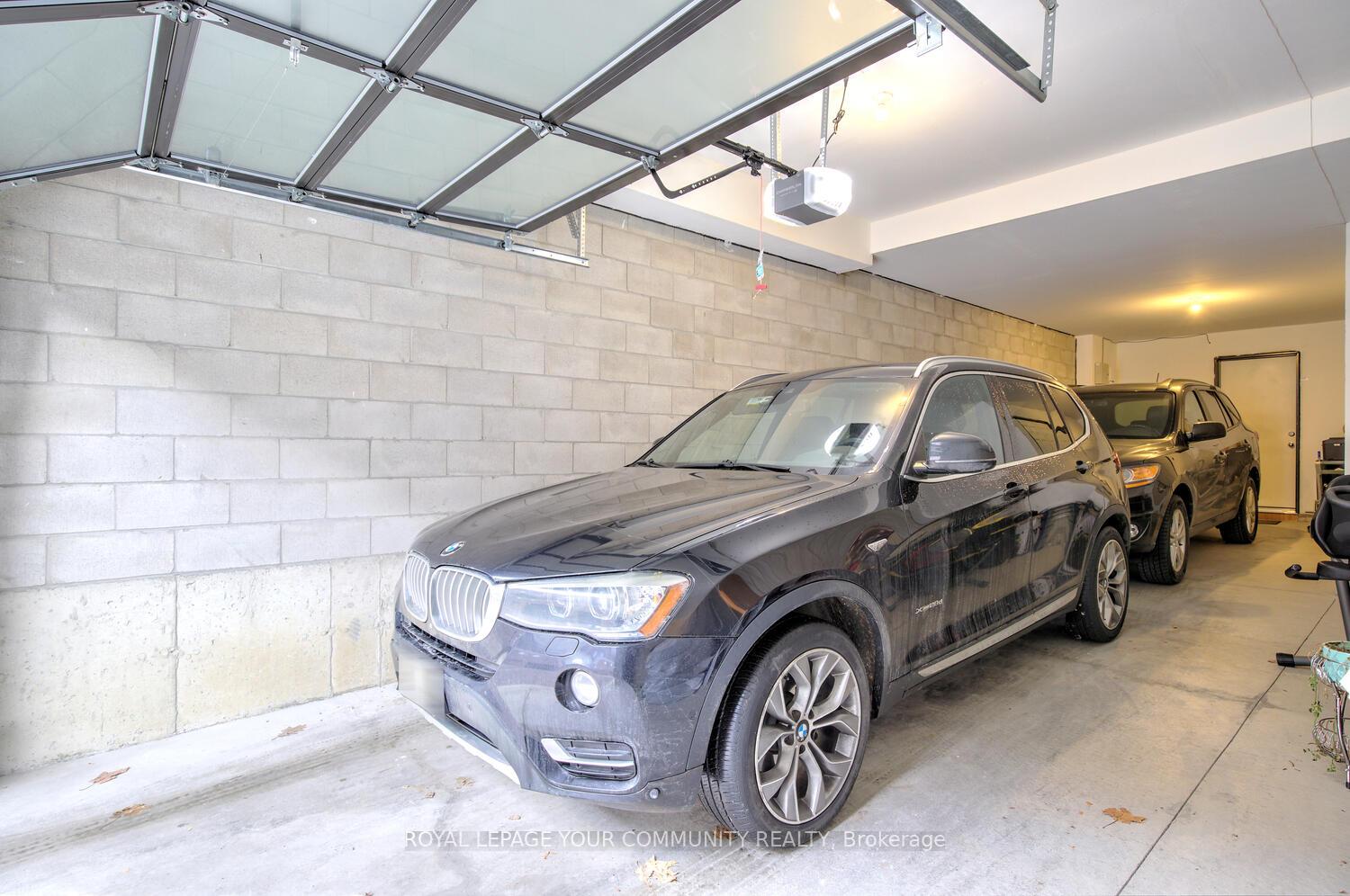 Photo 4 of 38 Troon Avenue, Vaughan, Rural Vaughan — HOMEH