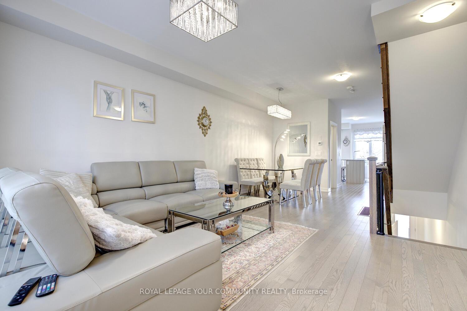 Photo 14 of 38 Troon Avenue, Vaughan, Rural Vaughan — HOMEH