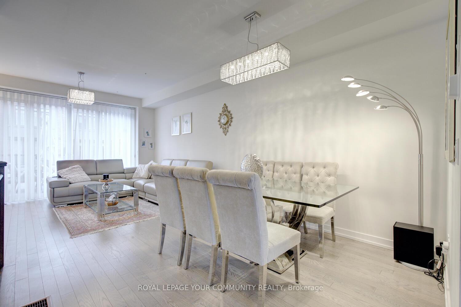 Photo 19 of 38 Troon Avenue, Vaughan, Rural Vaughan — HOMEH