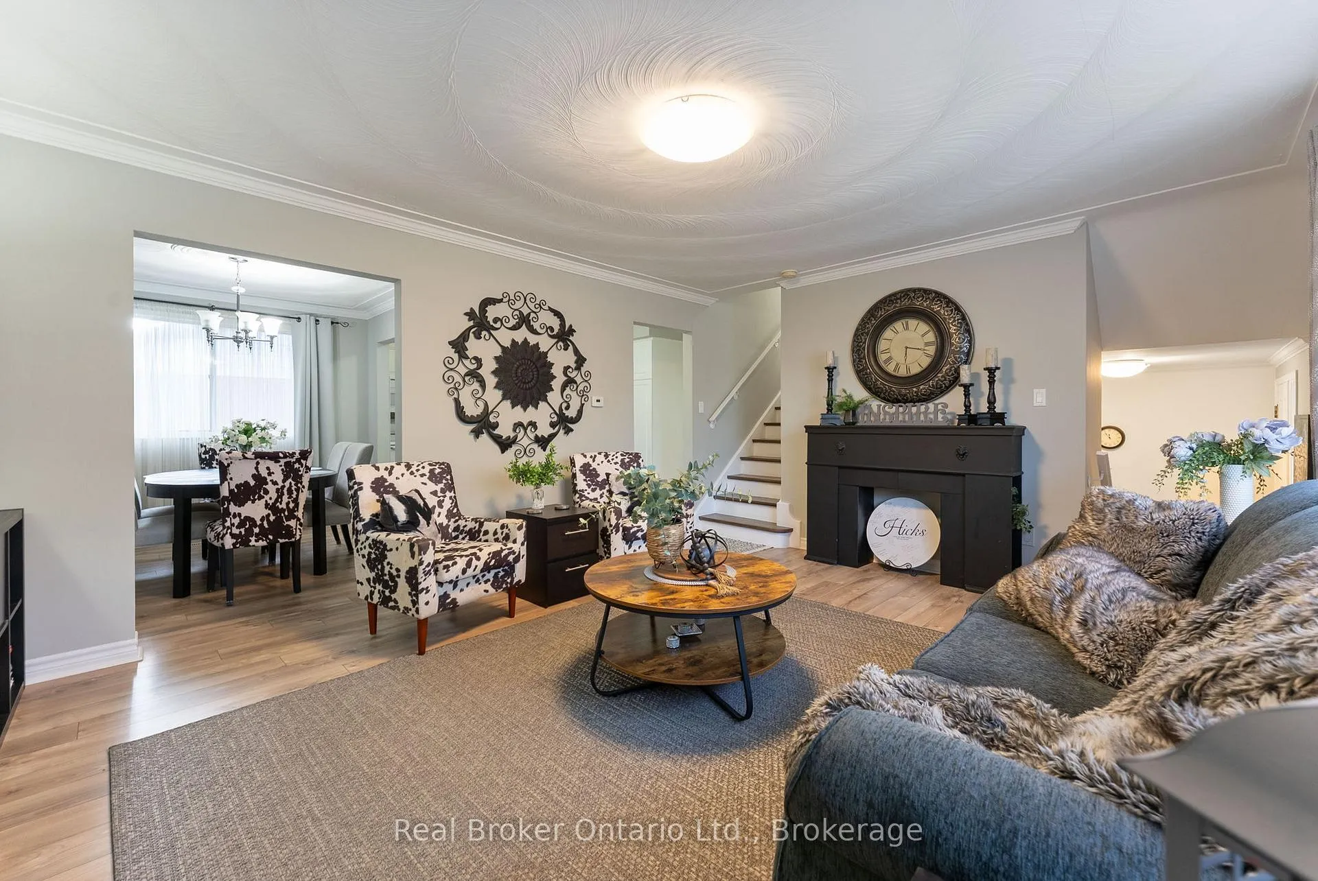 Photo 6 of 387 Lee Avenue, Waterloo — HOMEH