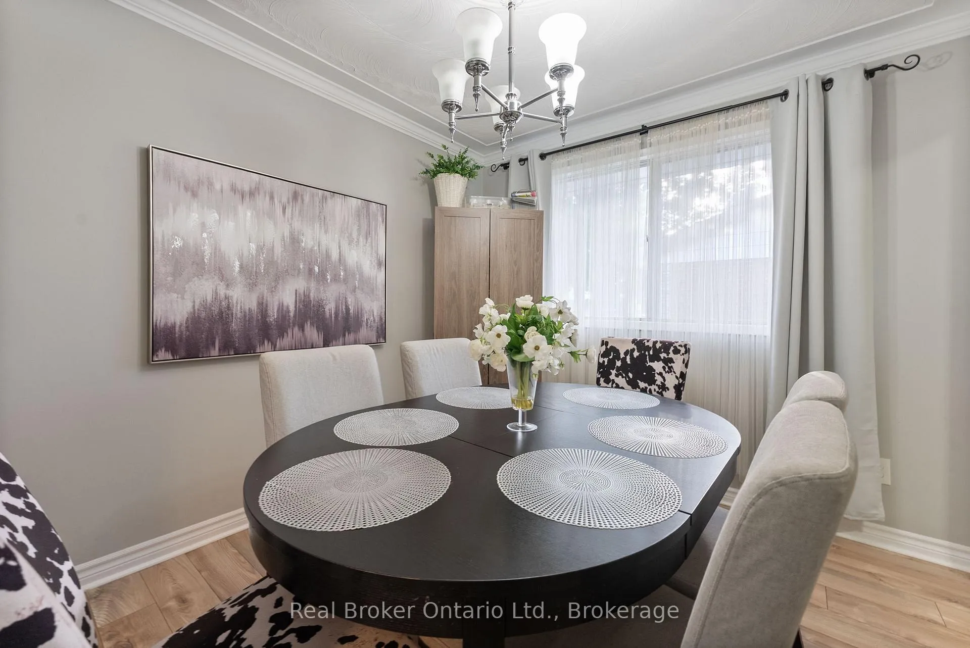 Photo 7 of 387 Lee Avenue, Waterloo — HOMEH