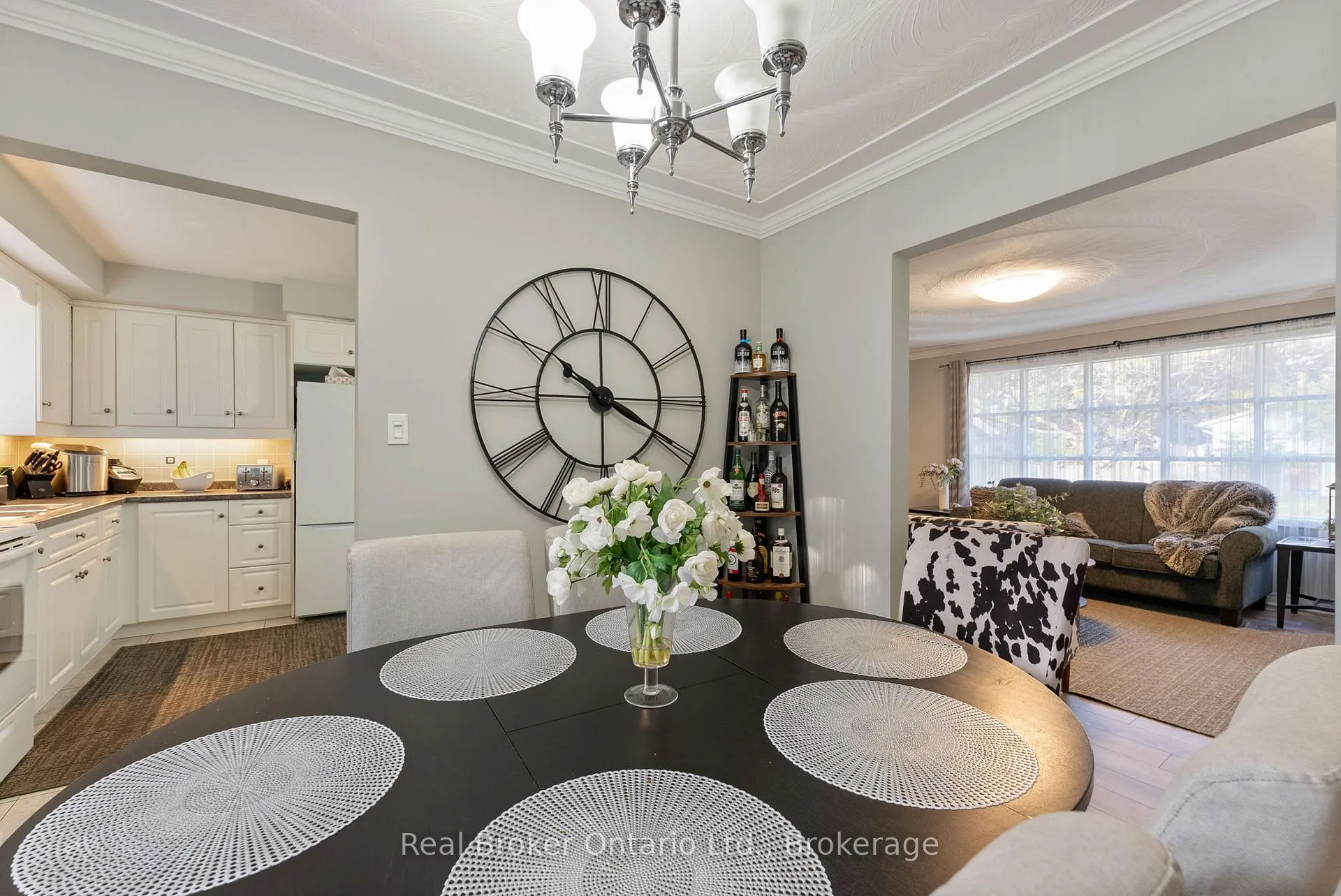 Photo 8 of 387 Lee Avenue, Waterloo — HOMEH