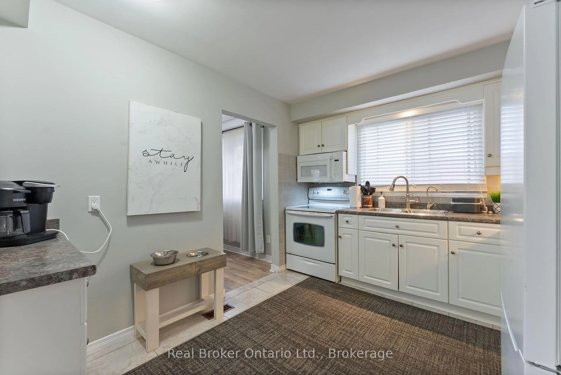 Photo 9 of 387 Lee Avenue, Waterloo — HOMEH