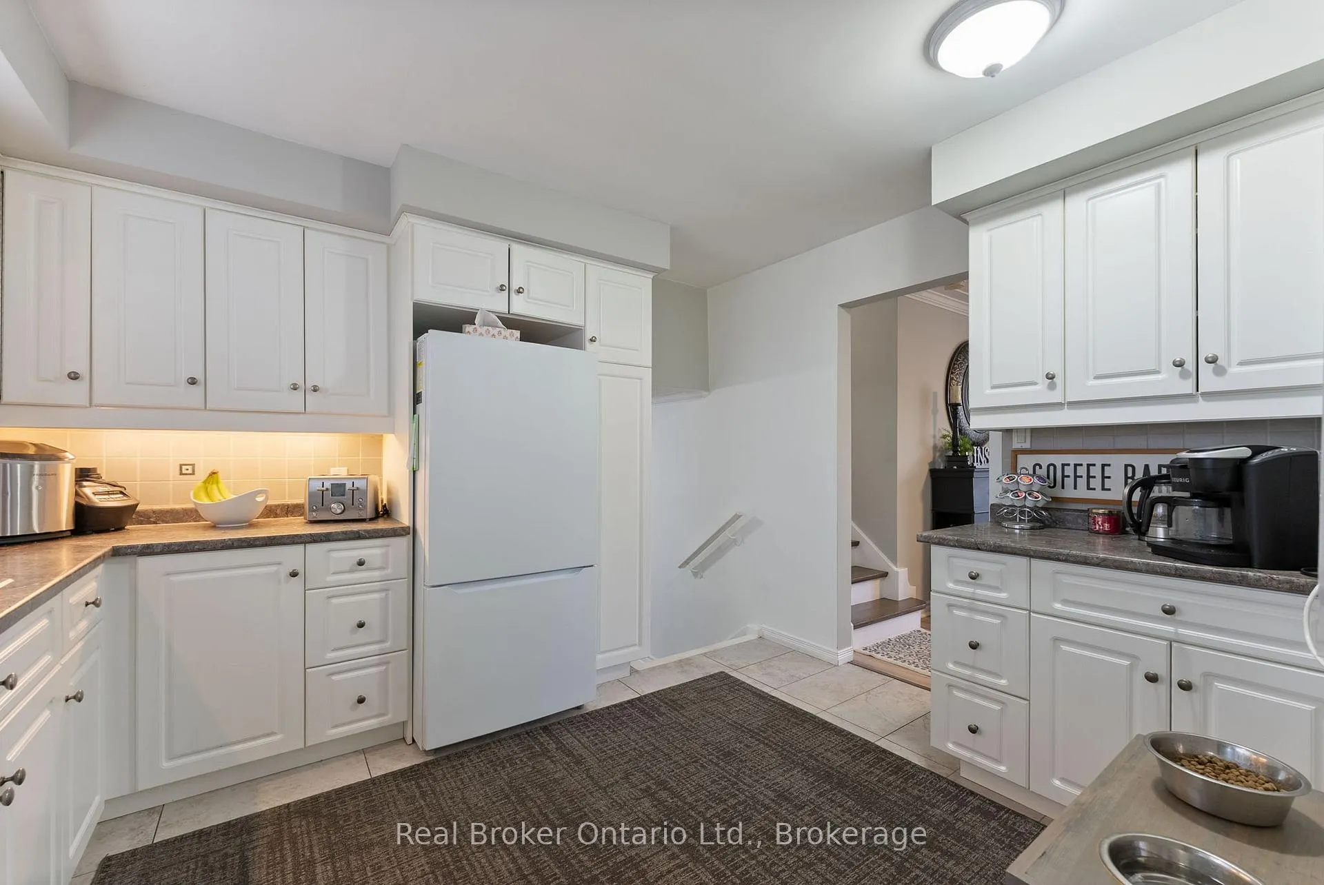 Photo 10 of 387 Lee Avenue, Waterloo — HOMEH