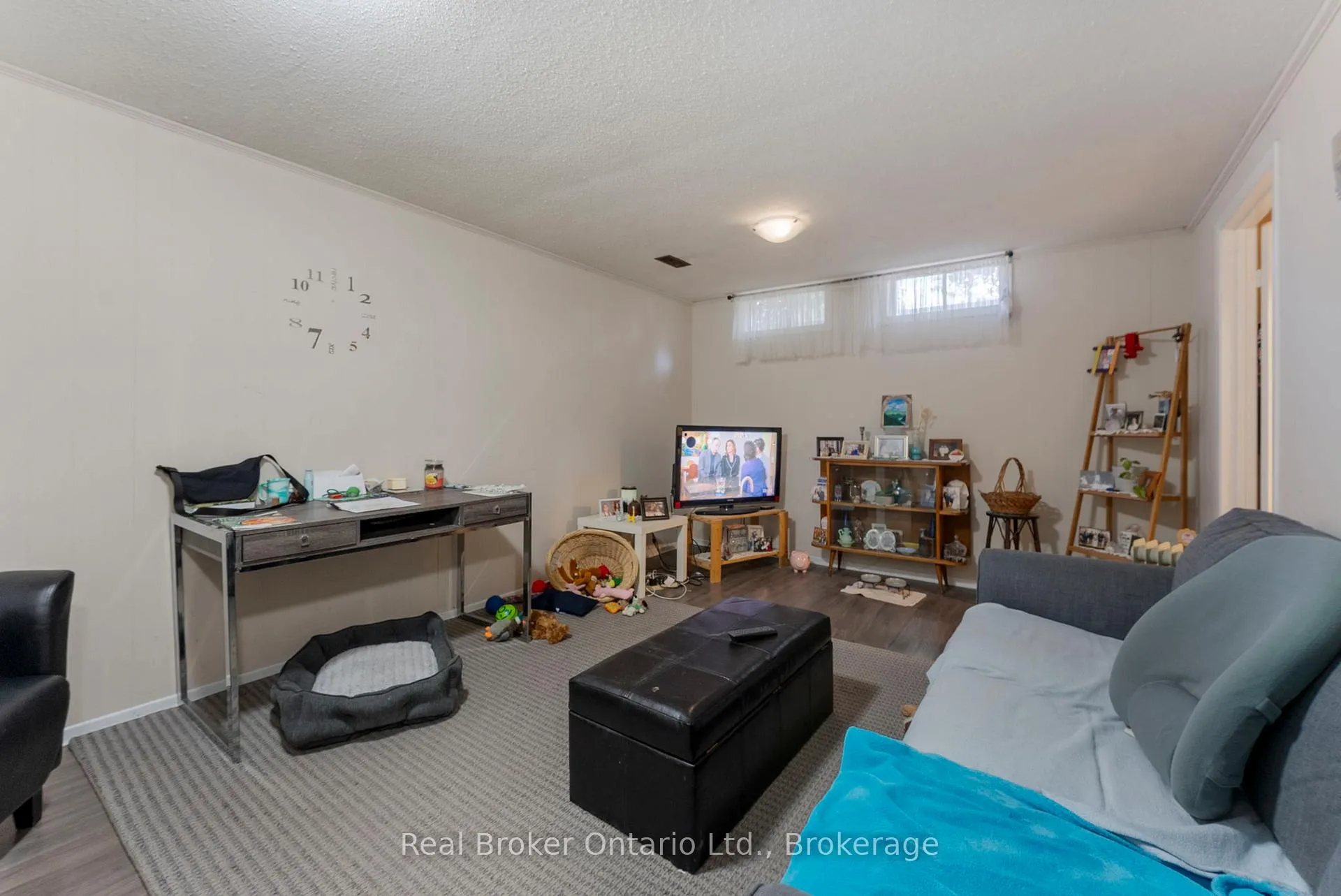 Photo 24 of 387 Lee Avenue, Waterloo — HOMEH