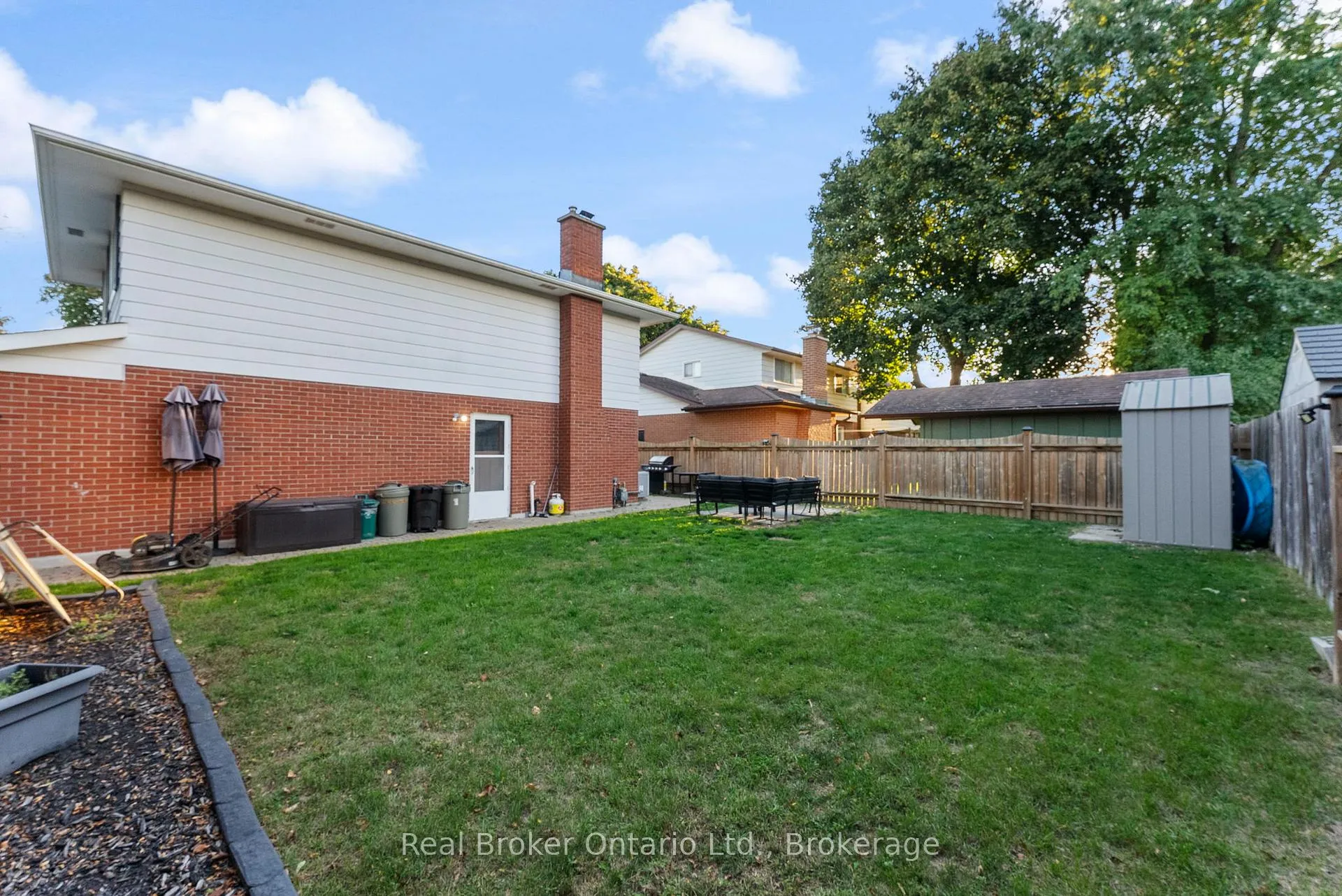 Photo 28 of 387 Lee Avenue, Waterloo — HOMEH