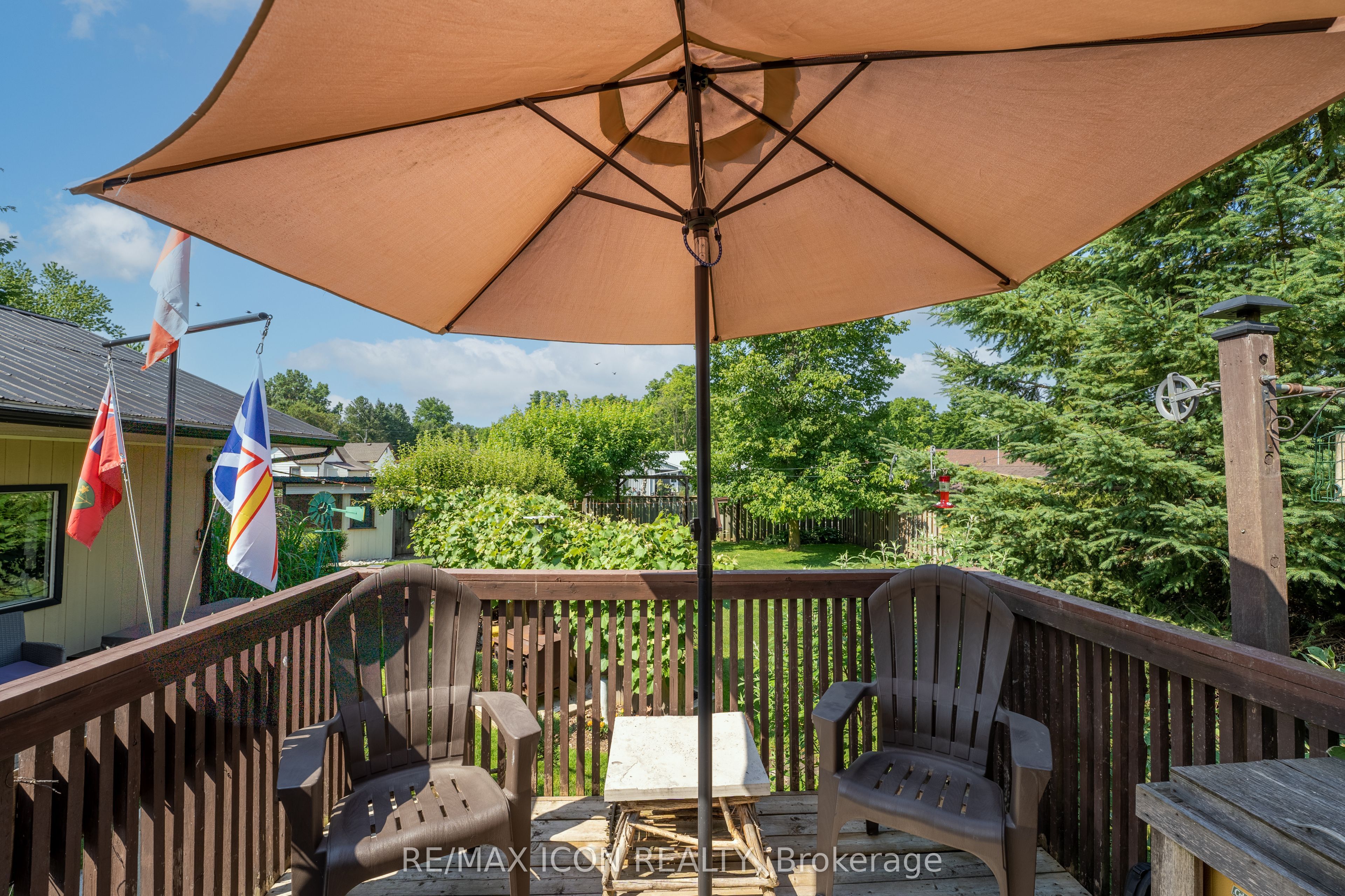 Photo 39 of 258 Anna Street S, North Middlesex, Parkhill — HOMEH