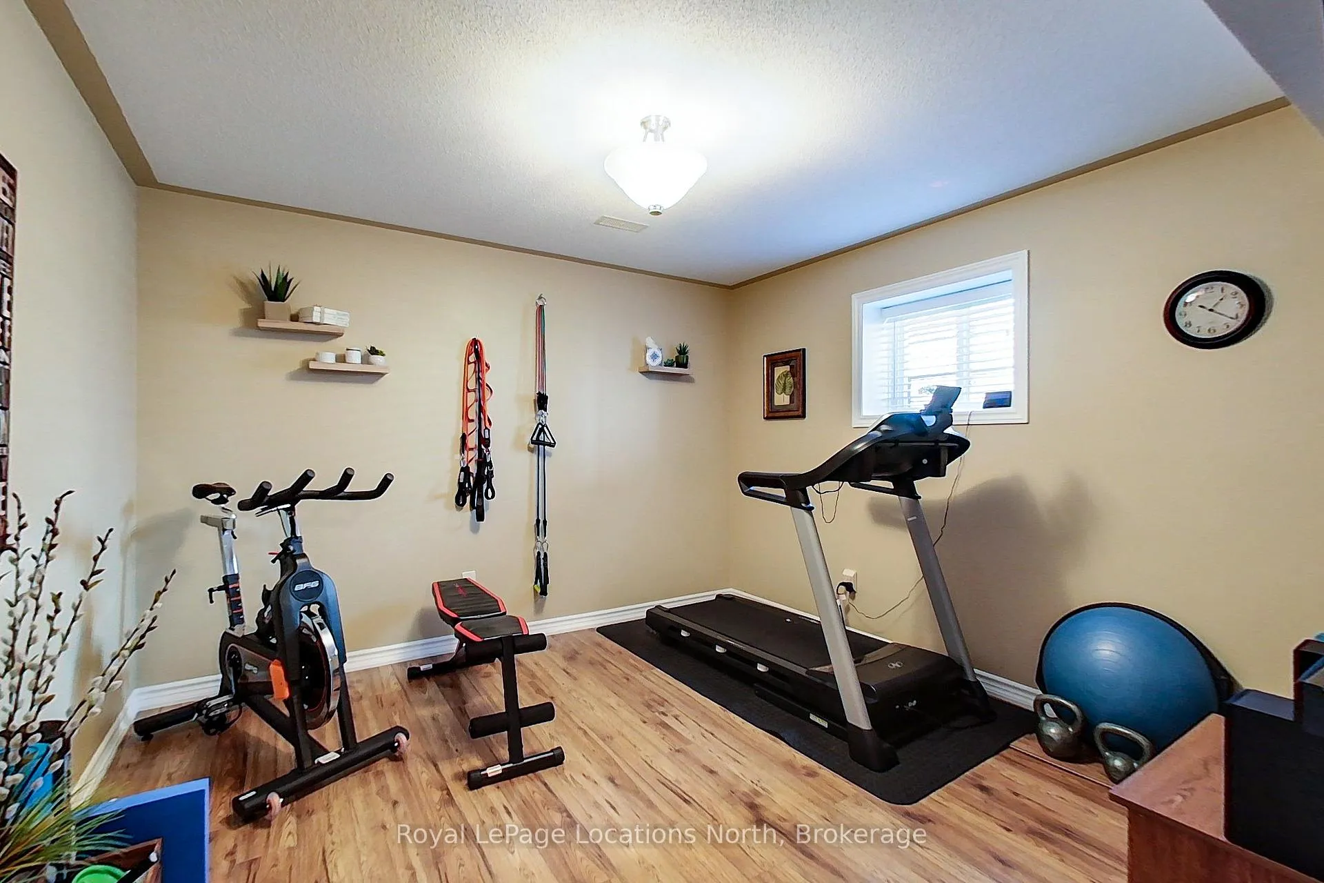 Photo 34 of 2 Wintergreen Way, Wasaga Beach — HOMEH