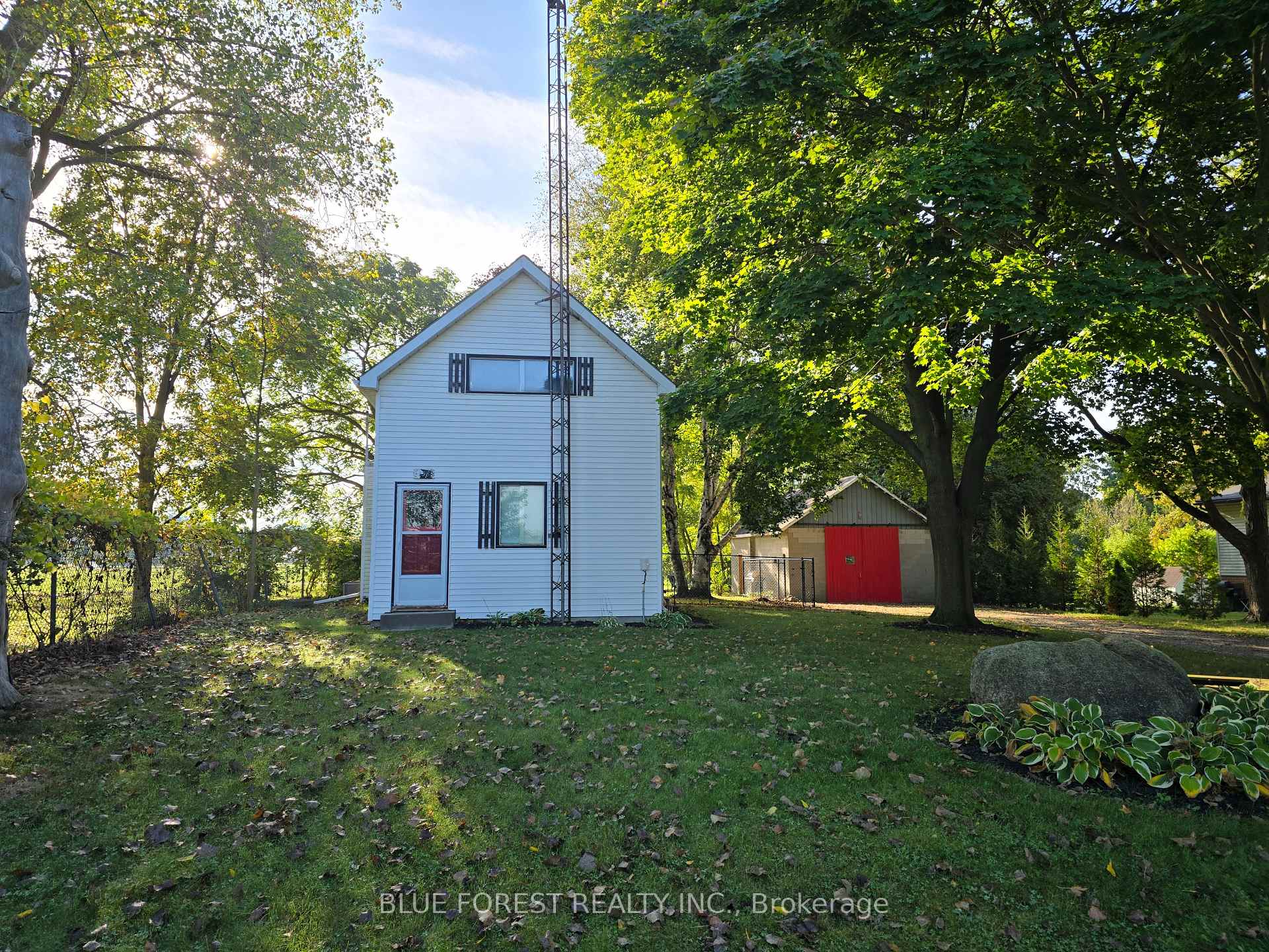 Photo 2 of 138 Centre, West Elgin, Rodney — HOMEH
