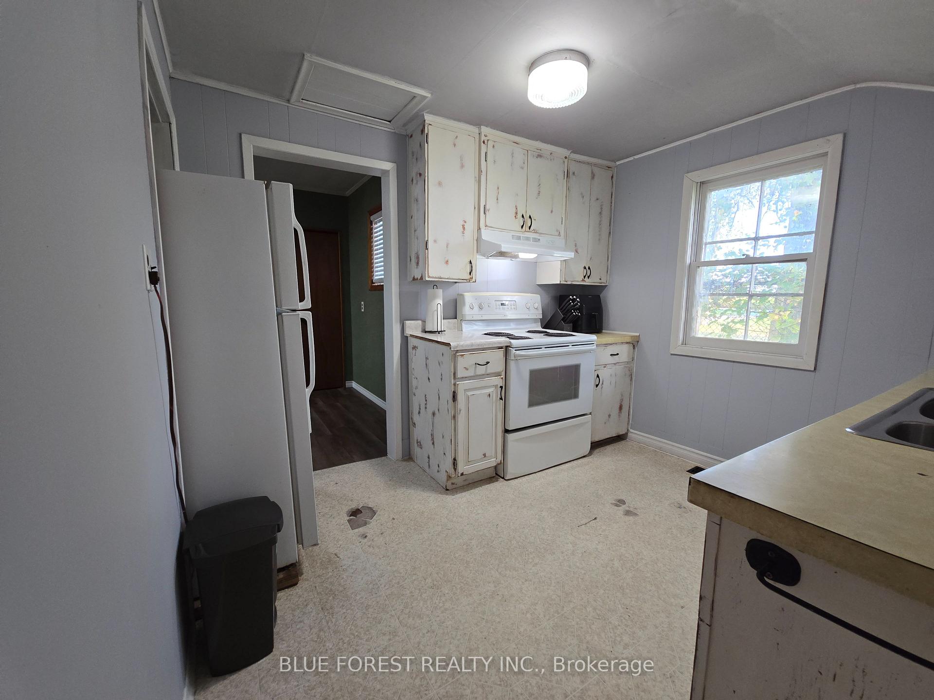 Photo 13 of 138 Centre, West Elgin, Rodney — HOMEH