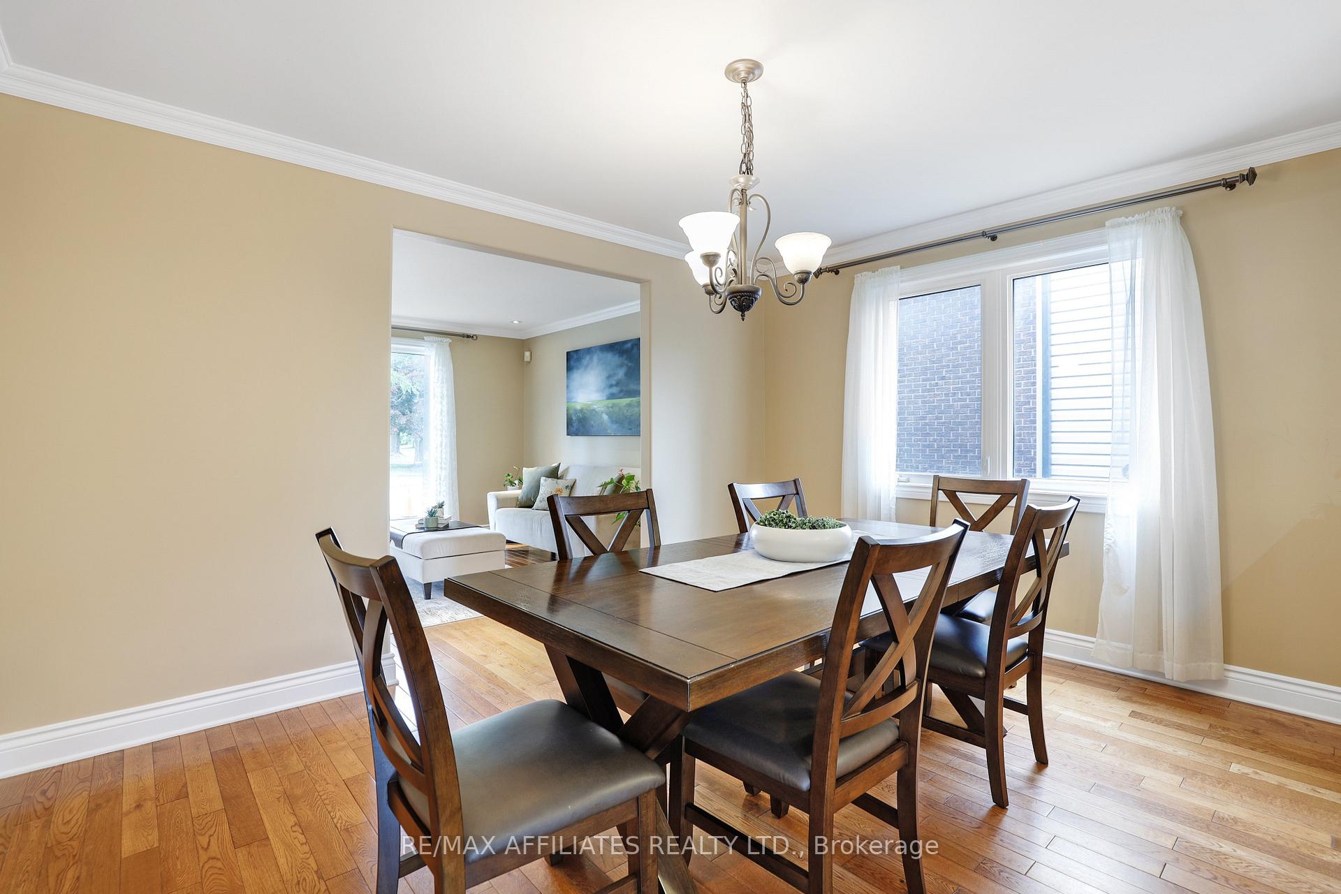 Photo 24 of 2347 Briar Hill Drive, Ottawa, Guildwood Estates - Urbandale Acres — HOMEH