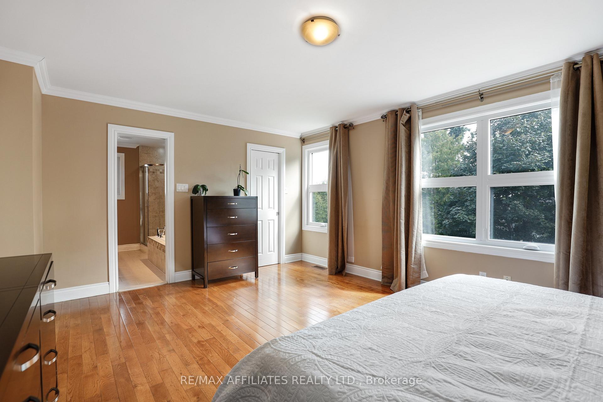 Photo 21 of 2347 Briar Hill Drive, Ottawa, Guildwood Estates - Urbandale Acres — HOMEH