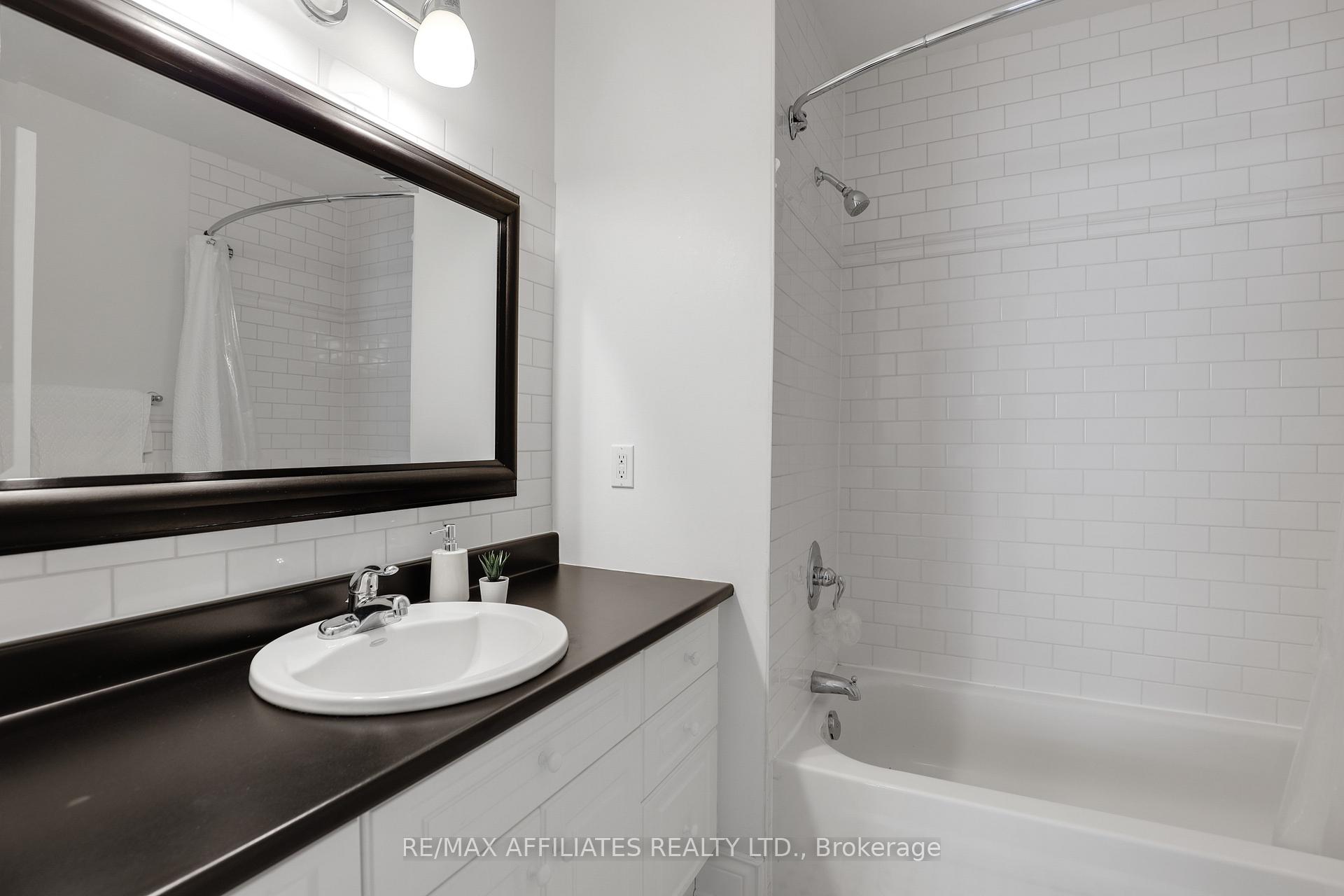 Photo 28 of 2347 Briar Hill Drive, Ottawa, Guildwood Estates - Urbandale Acres — HOMEH